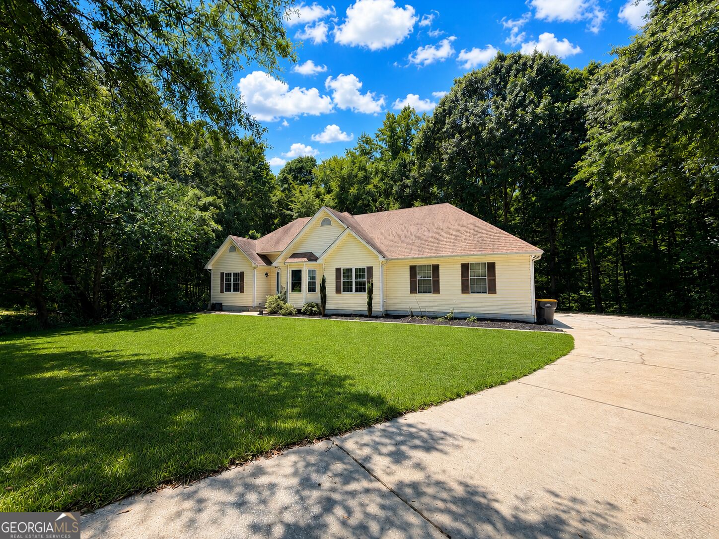 70 Wilkes Ct — photo