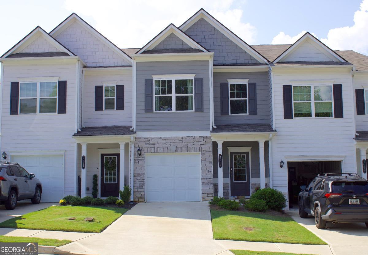 535 Ryan Ct — photo