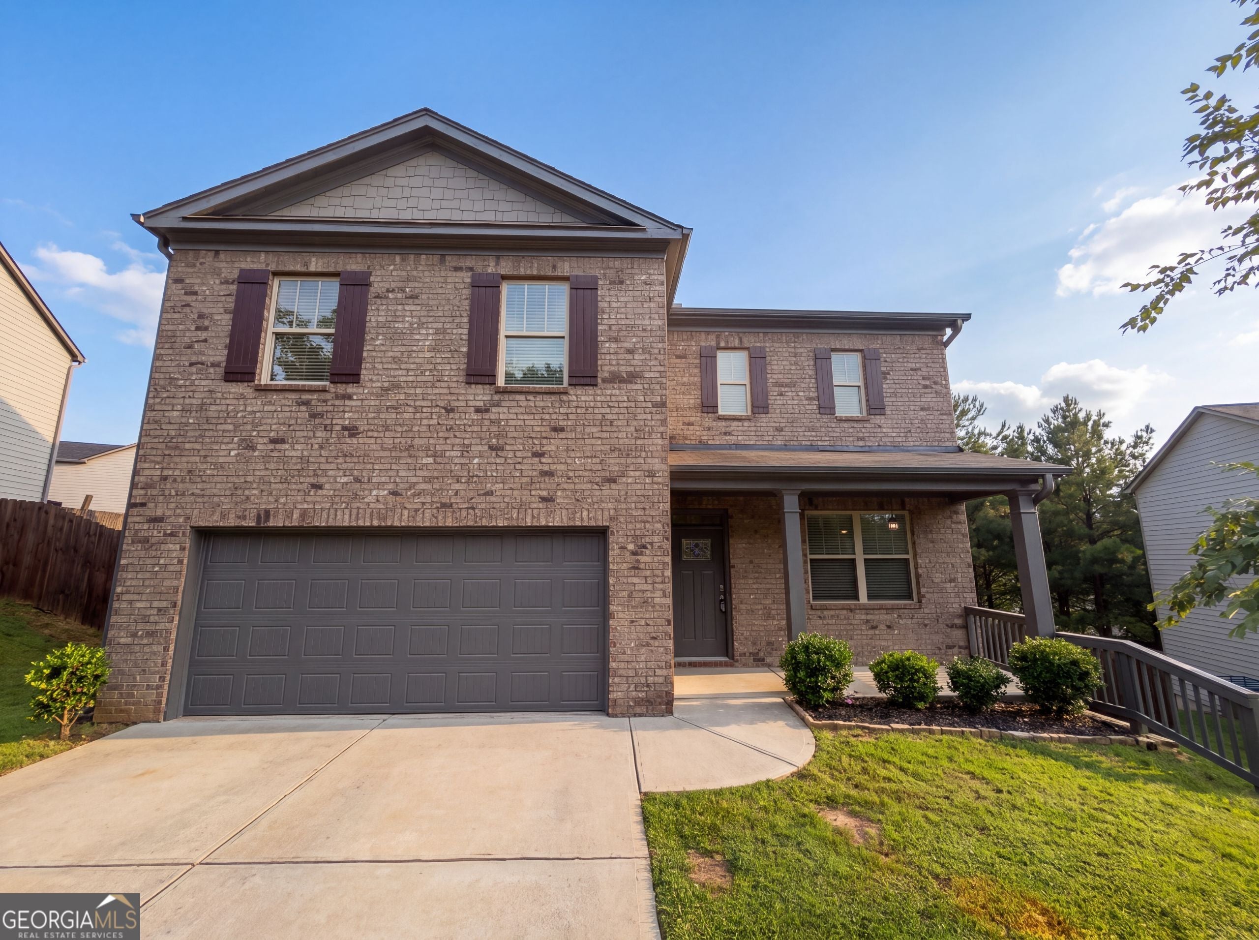 611 Dodson Lake Ct — photo