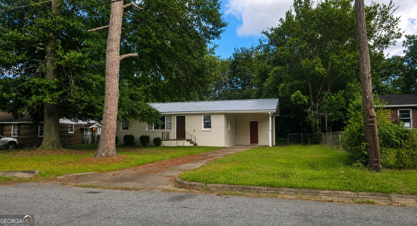 2782 Reynolds Dr — photo