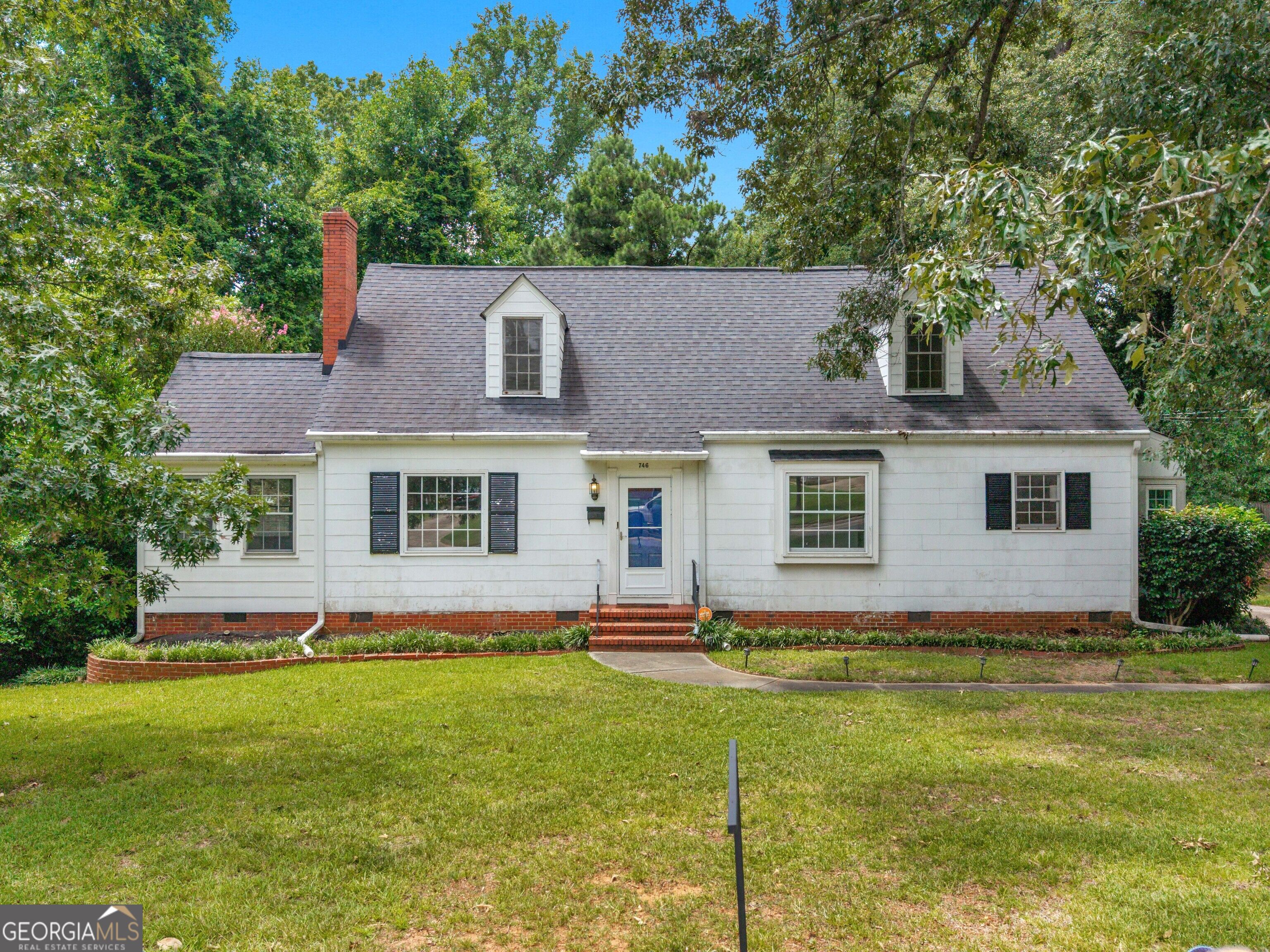 746 McLaurin St — photo