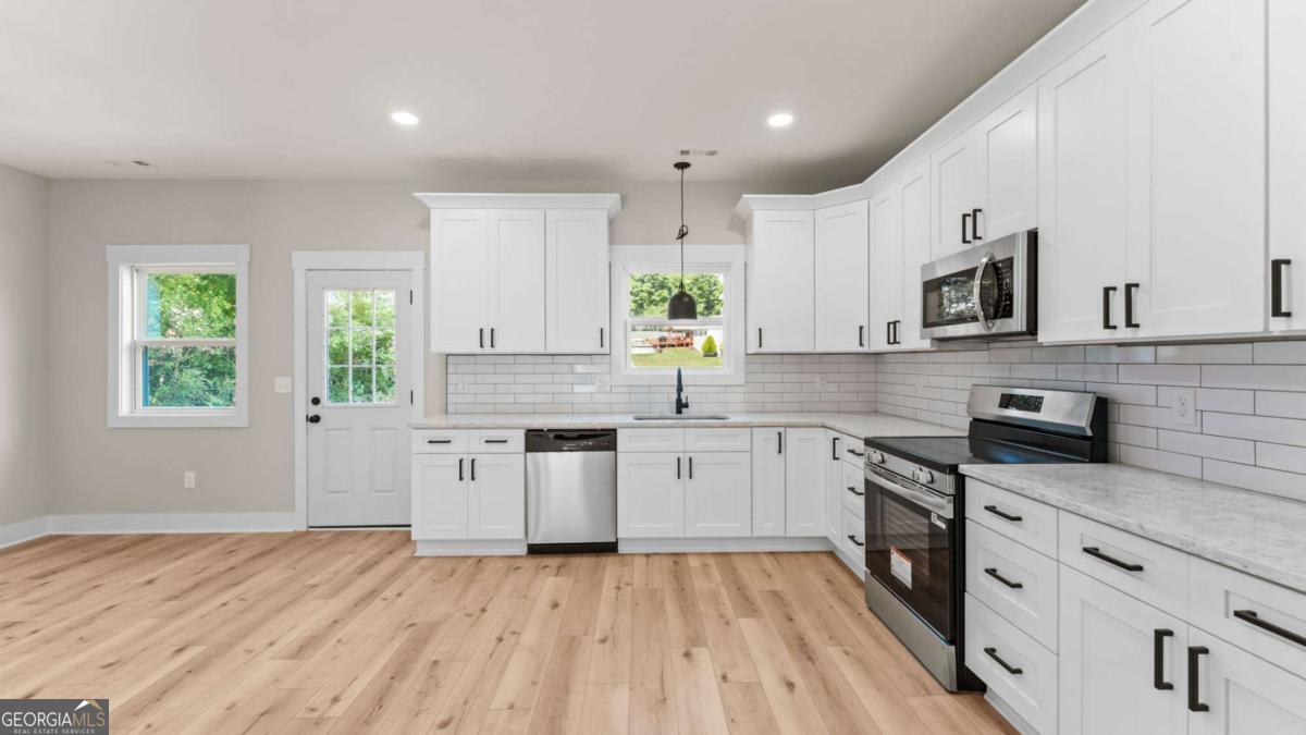 297 Wilshire Road NE, Rome, GA 30161 — photo 2