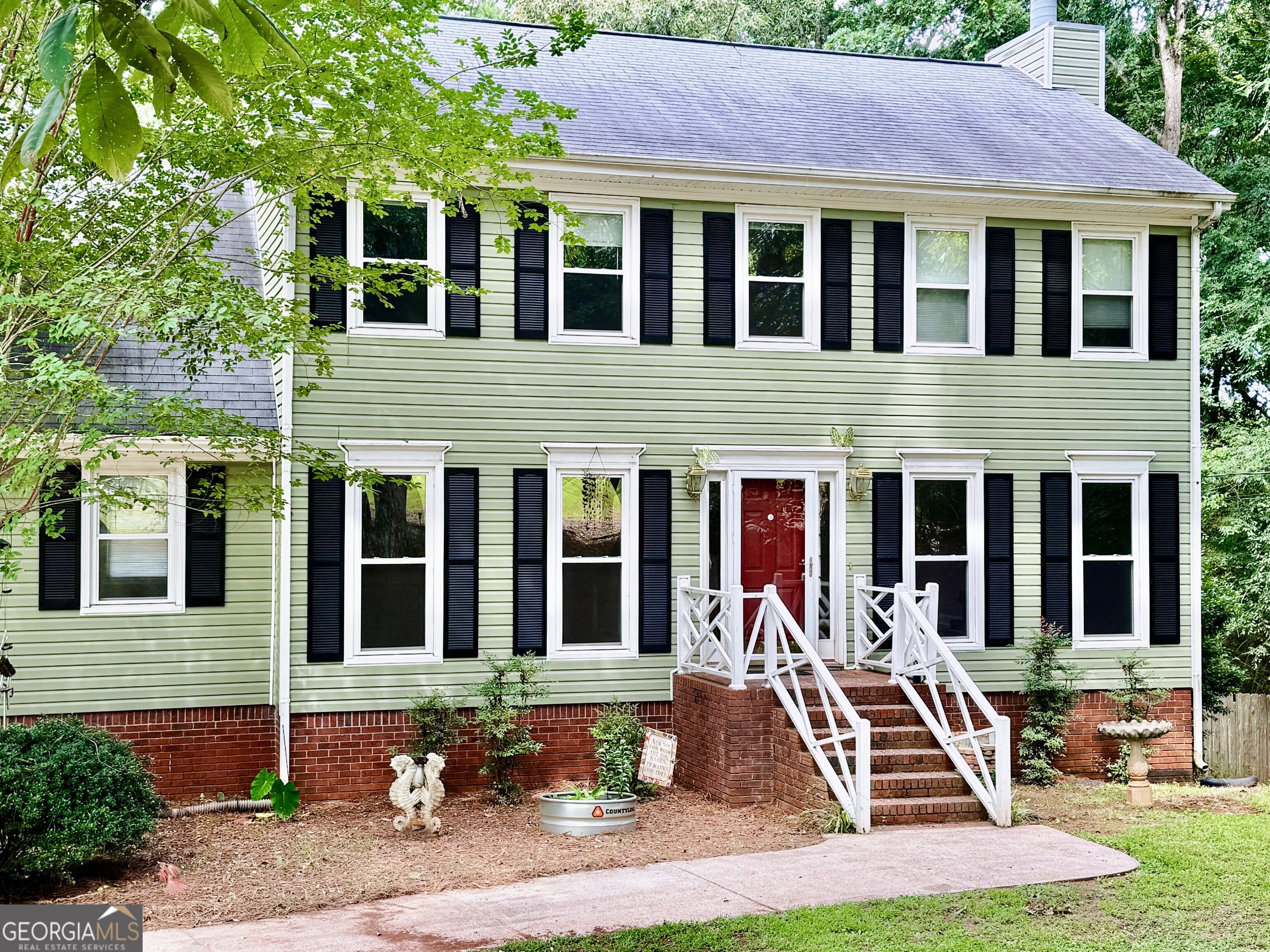 206 Sturbridge Dr — photo