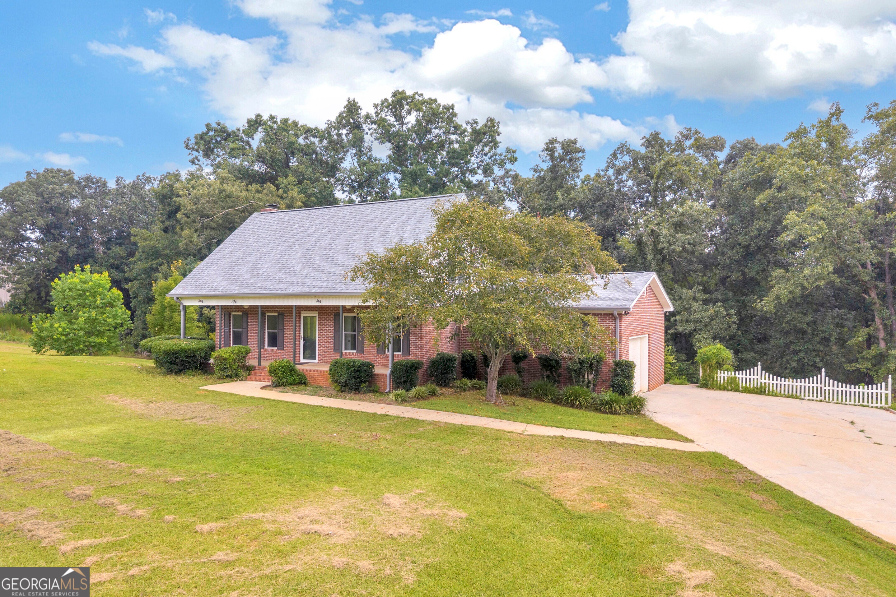 3272 Horace Rd — photo