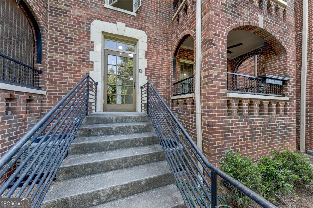 795 Ponce De Leon Pl NE B1 — photo