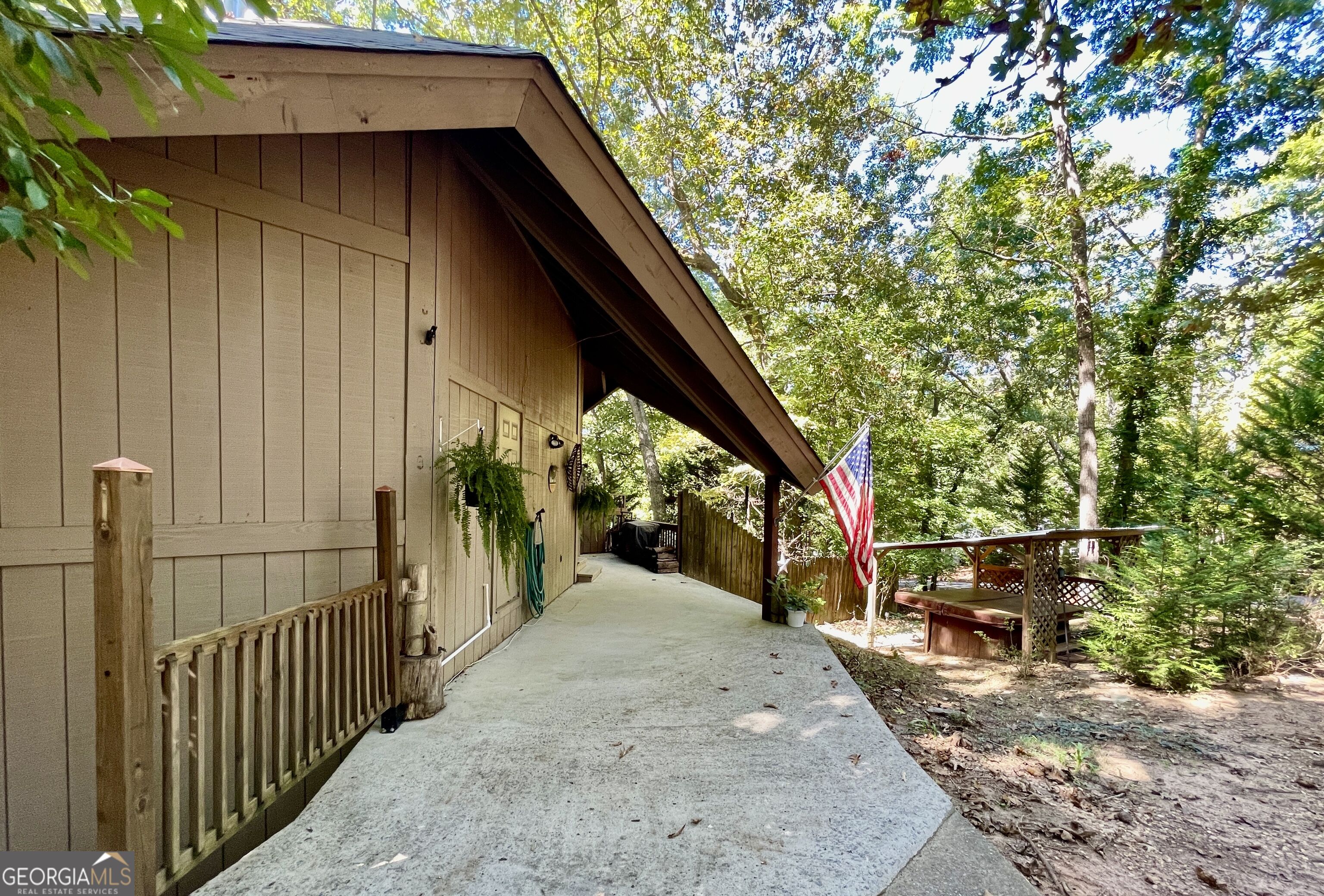 3215 The Trail Road, Gainesville, GA 30501 — photo 2