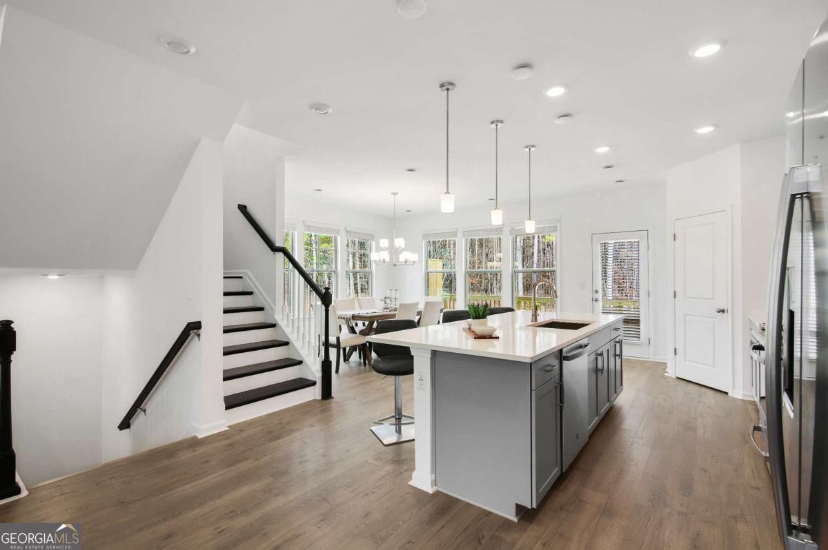 4090 Pierson Trce — photo
