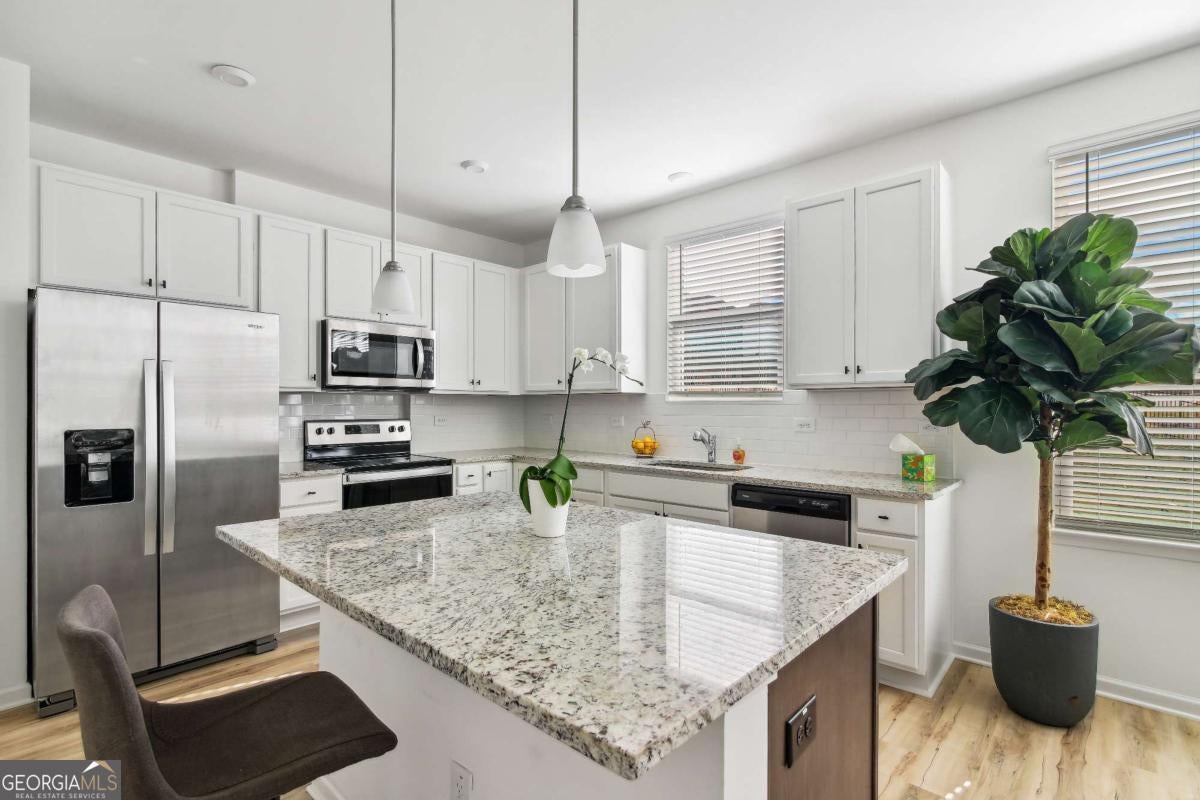 1513 Salinger Ct 1513 — photo