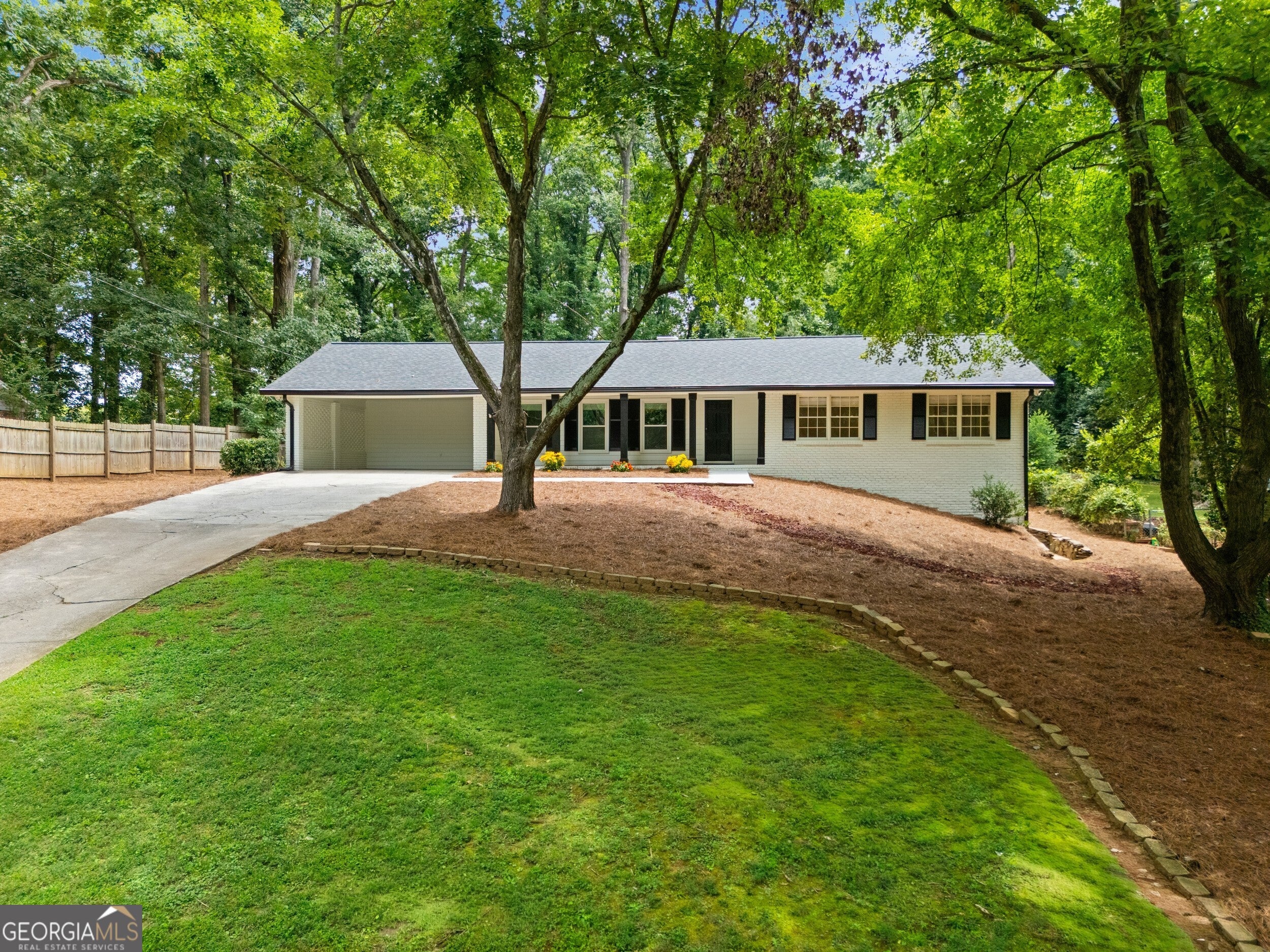 1415 Driftwood Ct — photo