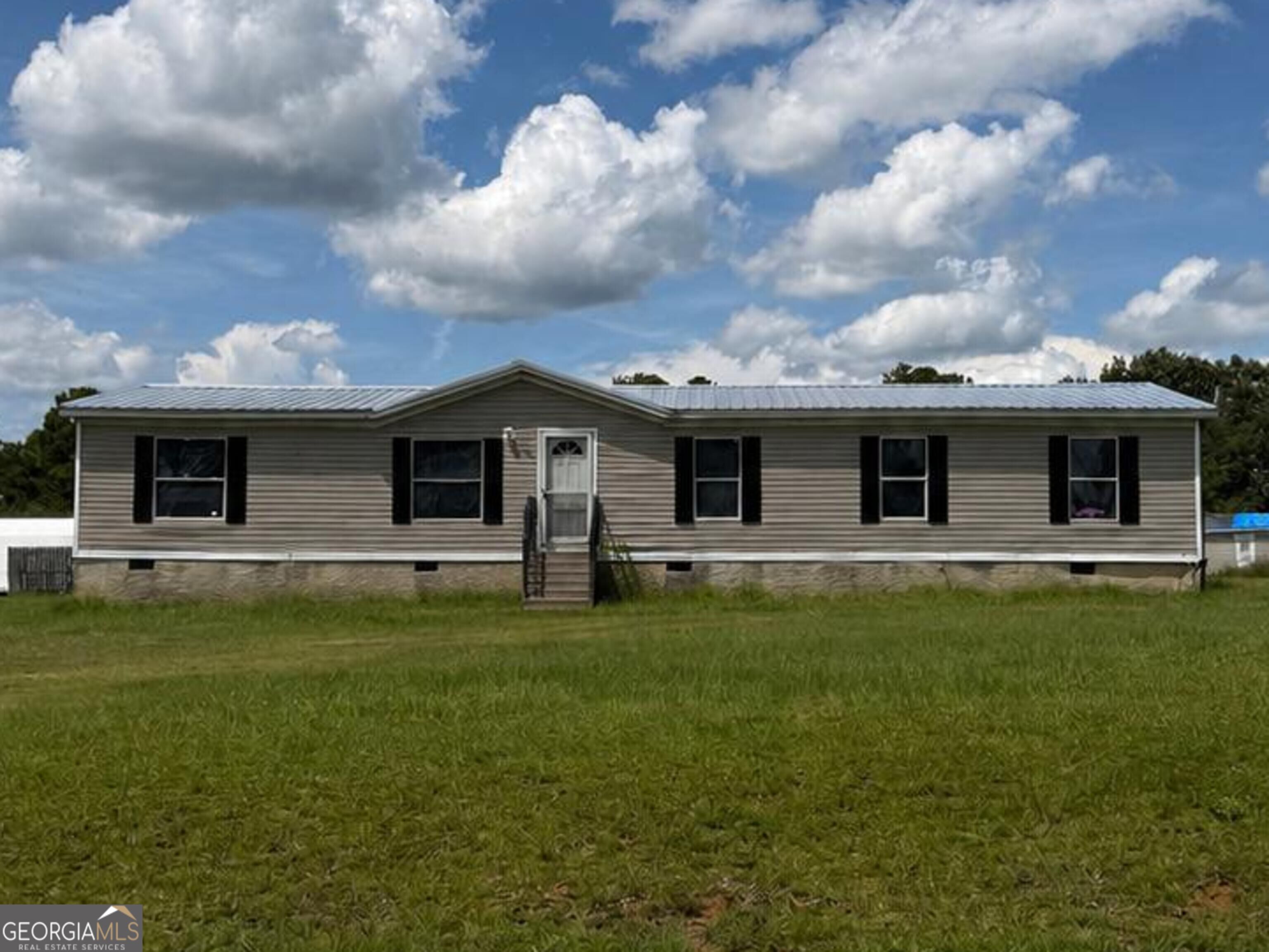 272 Chase Dr — photo