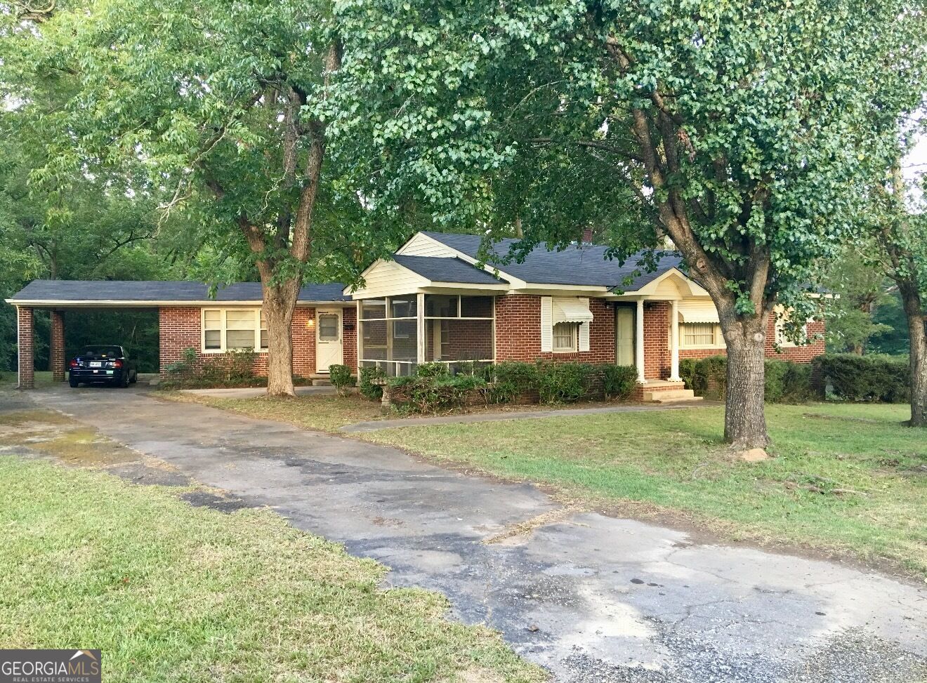 67 Lakeview Dr — photo