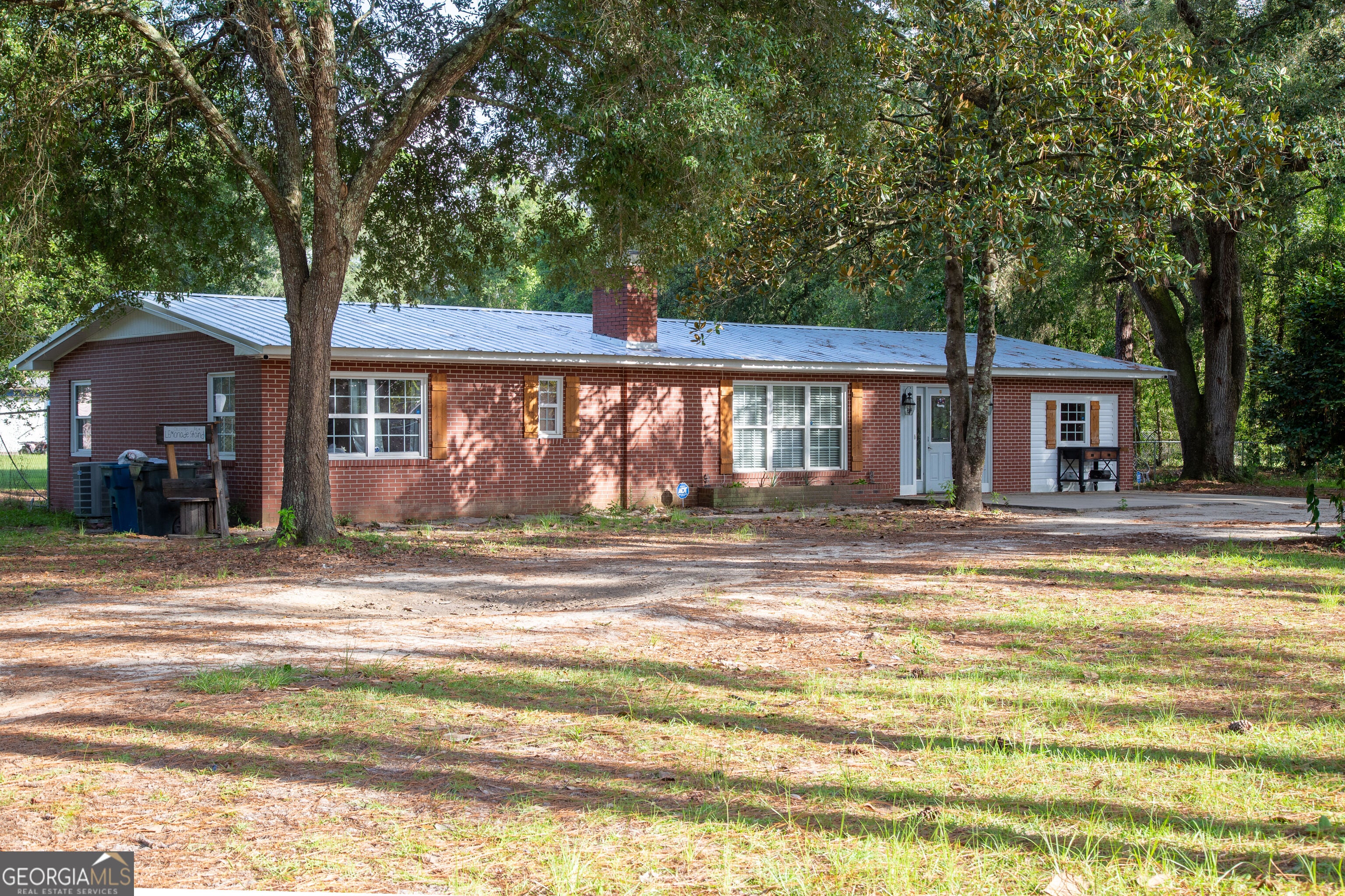 1526 Rayonier Rd — photo