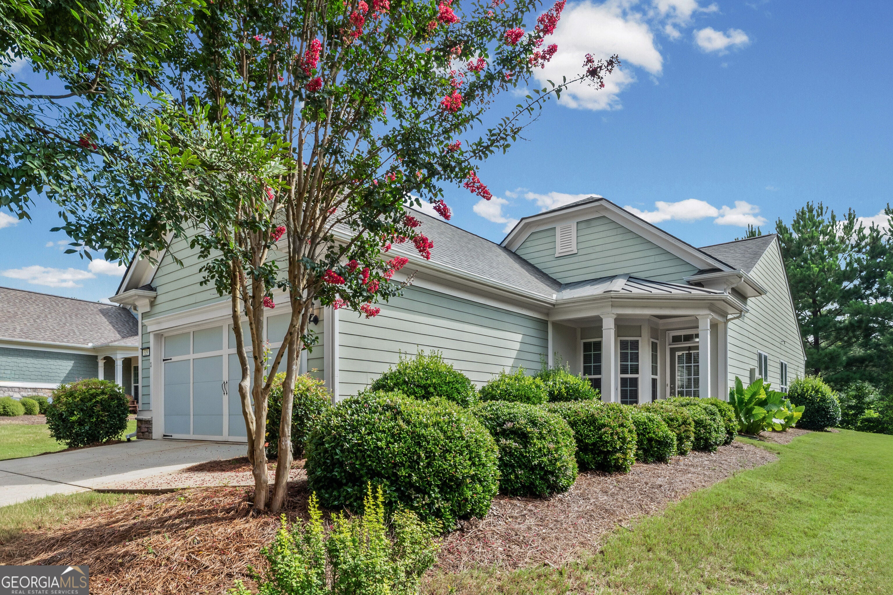 329 Sandy Springs Dr — photo
