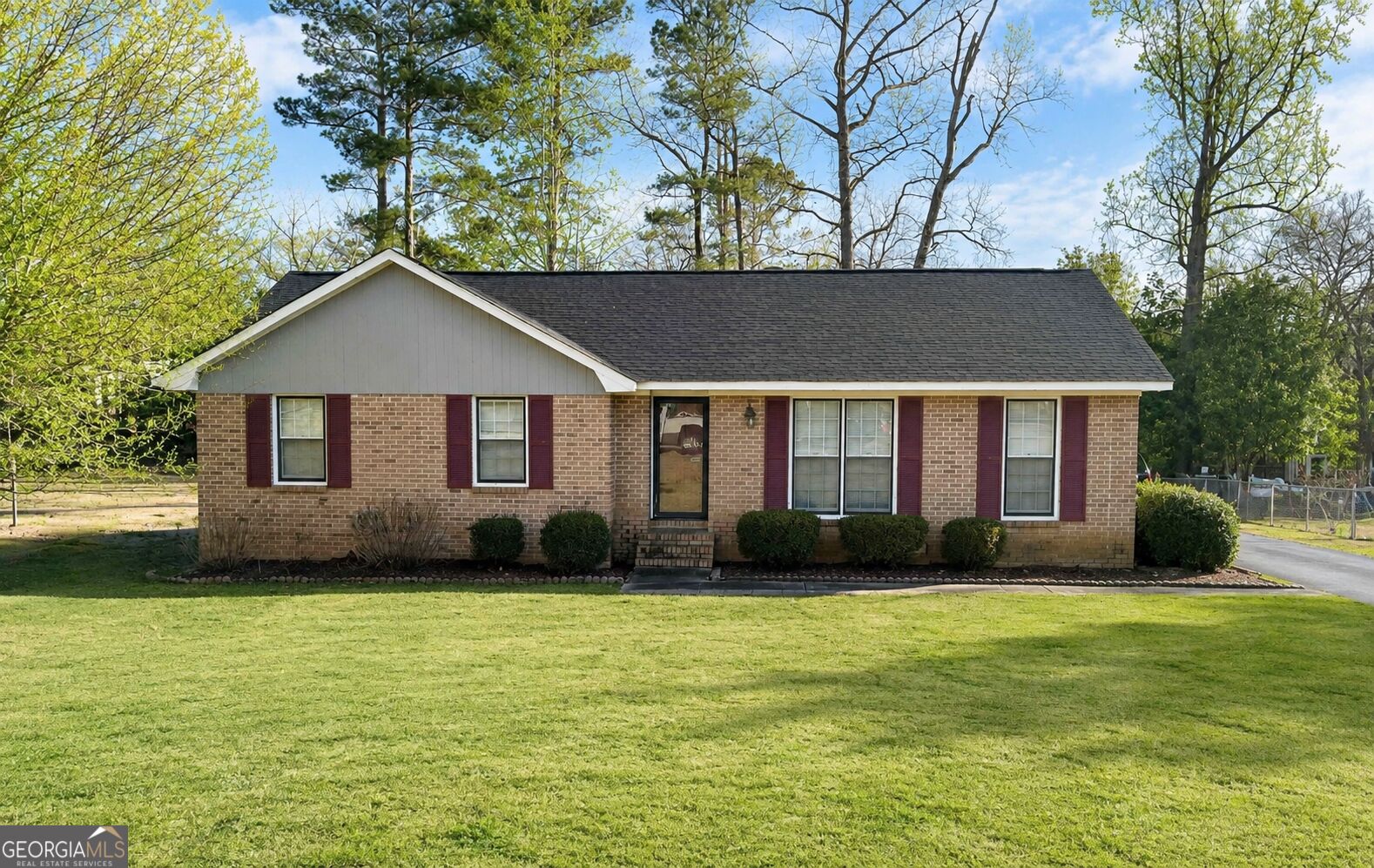 218 Cosby Dr — photo