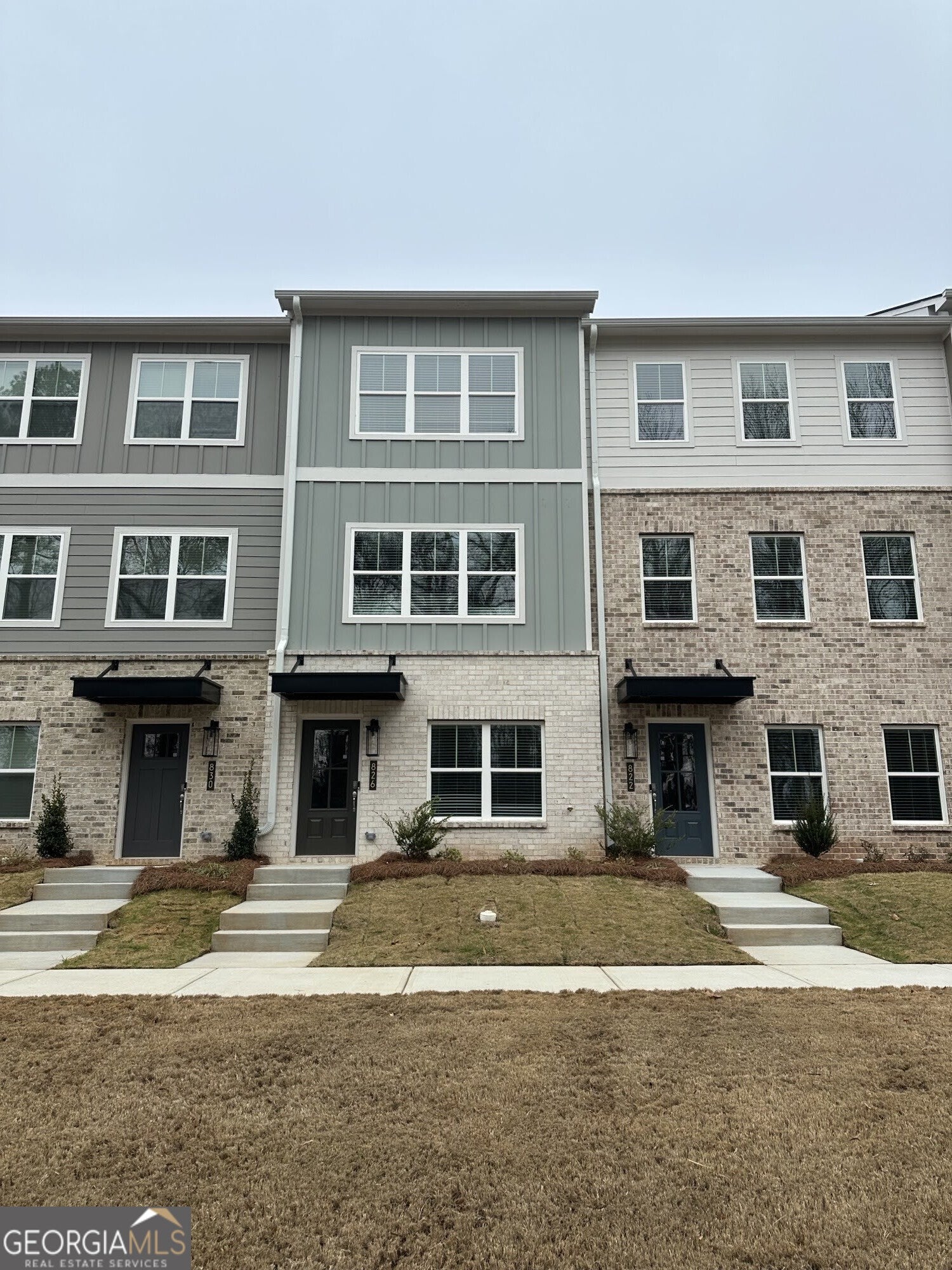 826 Glennferry Bnd SW — photo
