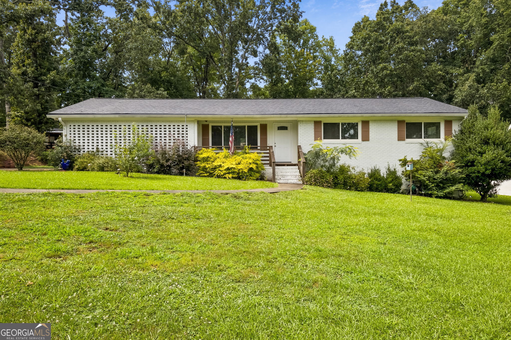 1331 Owen Cir — photo
