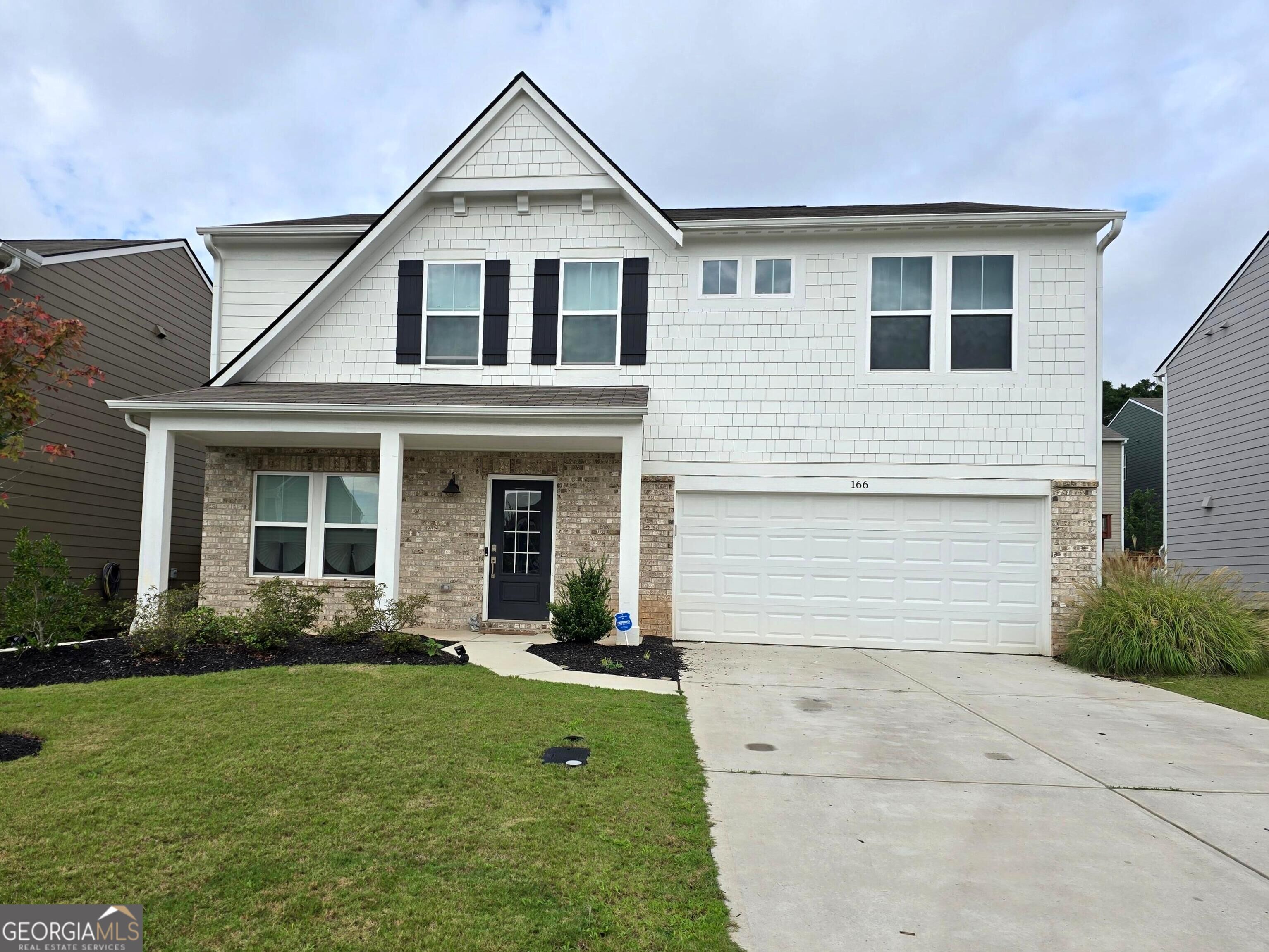 166 Traminer Way — photo