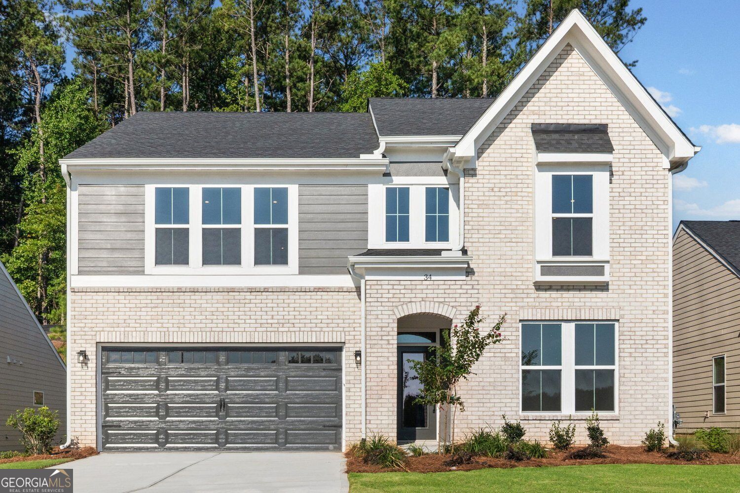 34 Park Village Bnd — photo
