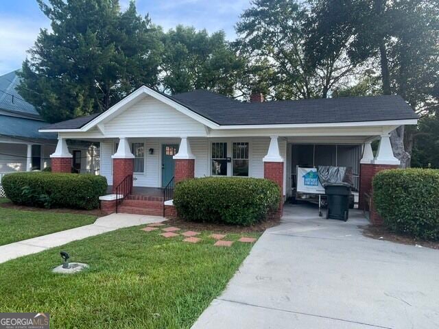 215 Savannah Ave — photo