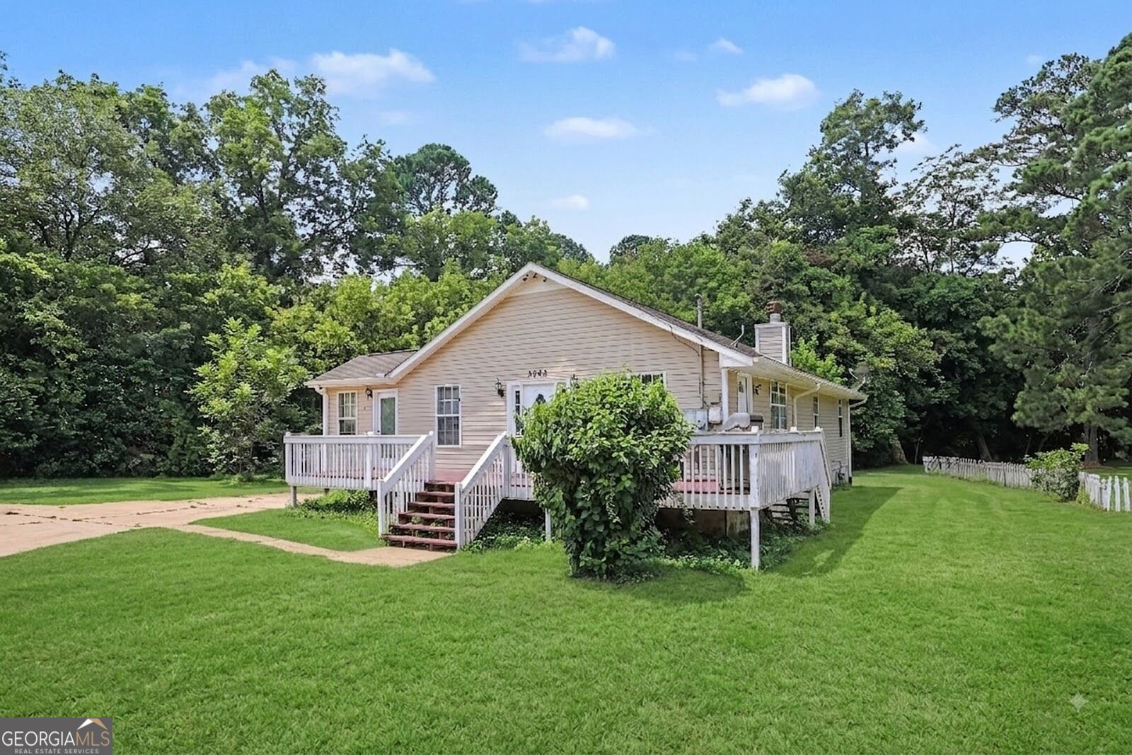 504A Locke St — photo