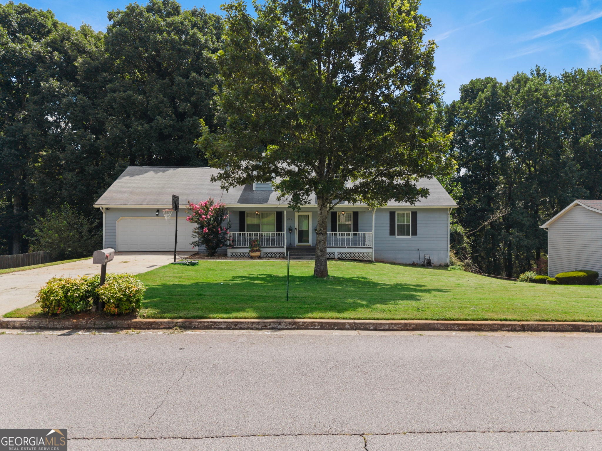 218 River Trace Ct — photo