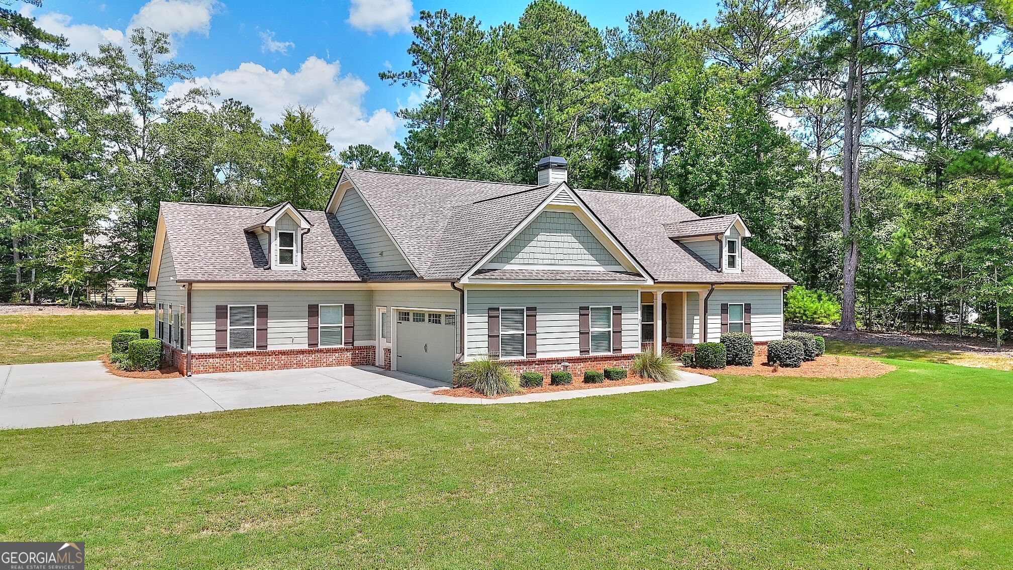 1414 Maple Cove Ln — photo