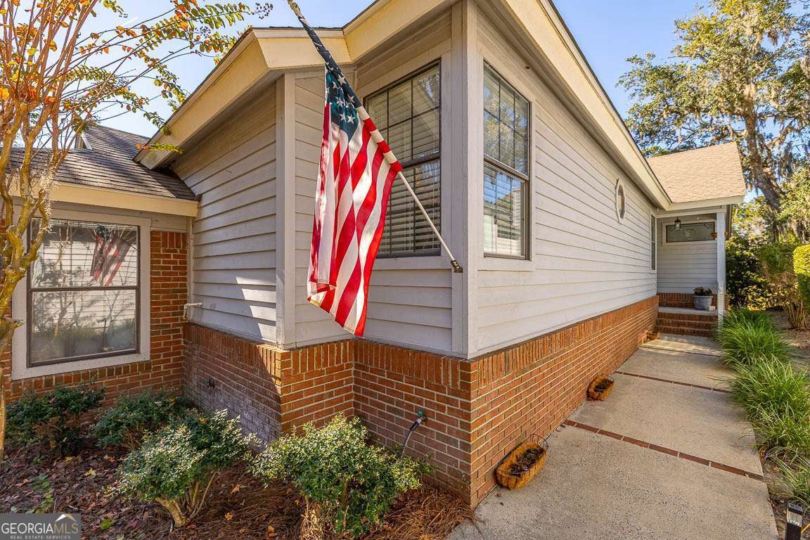 3 Bay Tree Ct W — photo