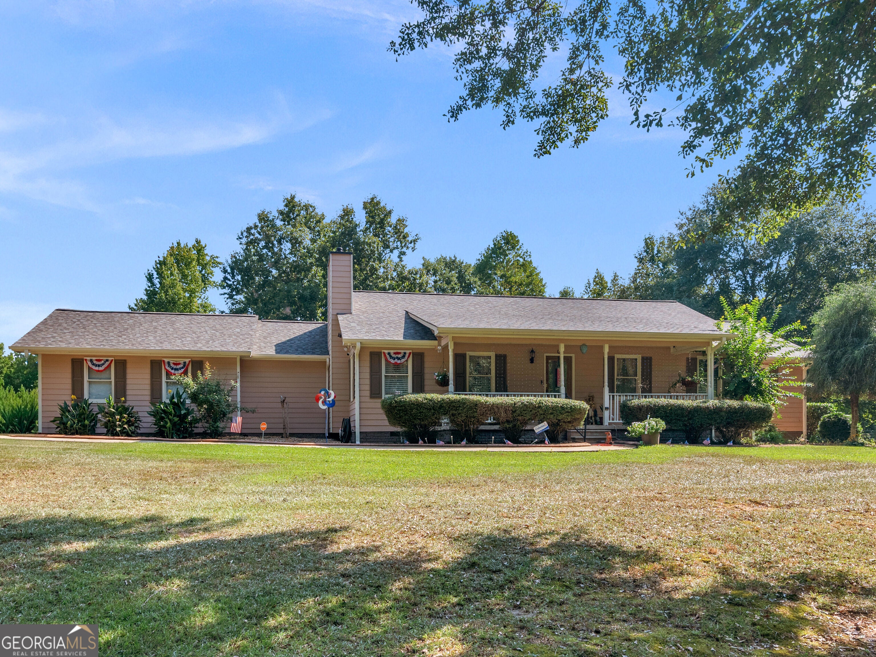 837 Sunset Dr — photo