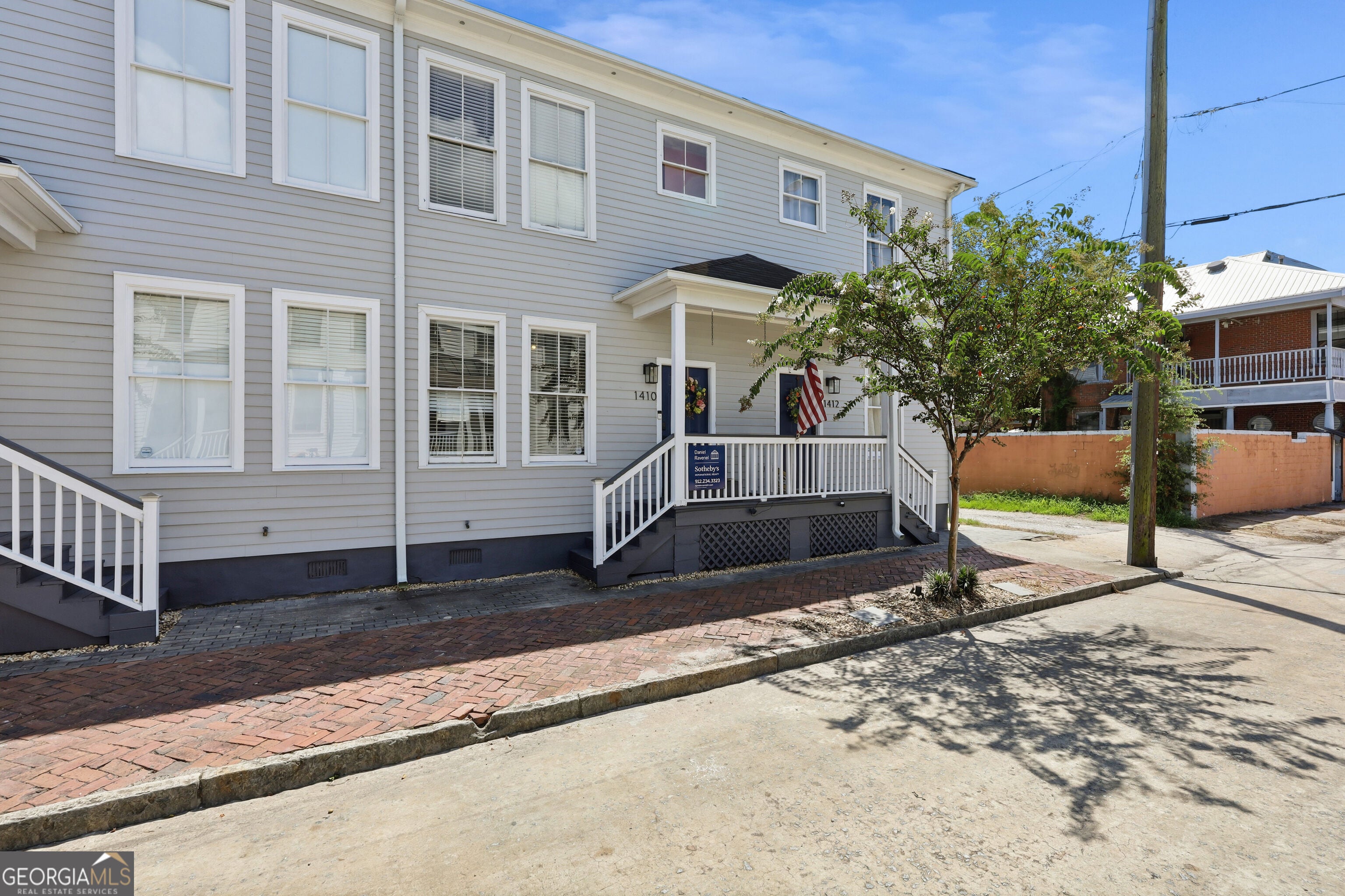1410 Jefferson St — photo