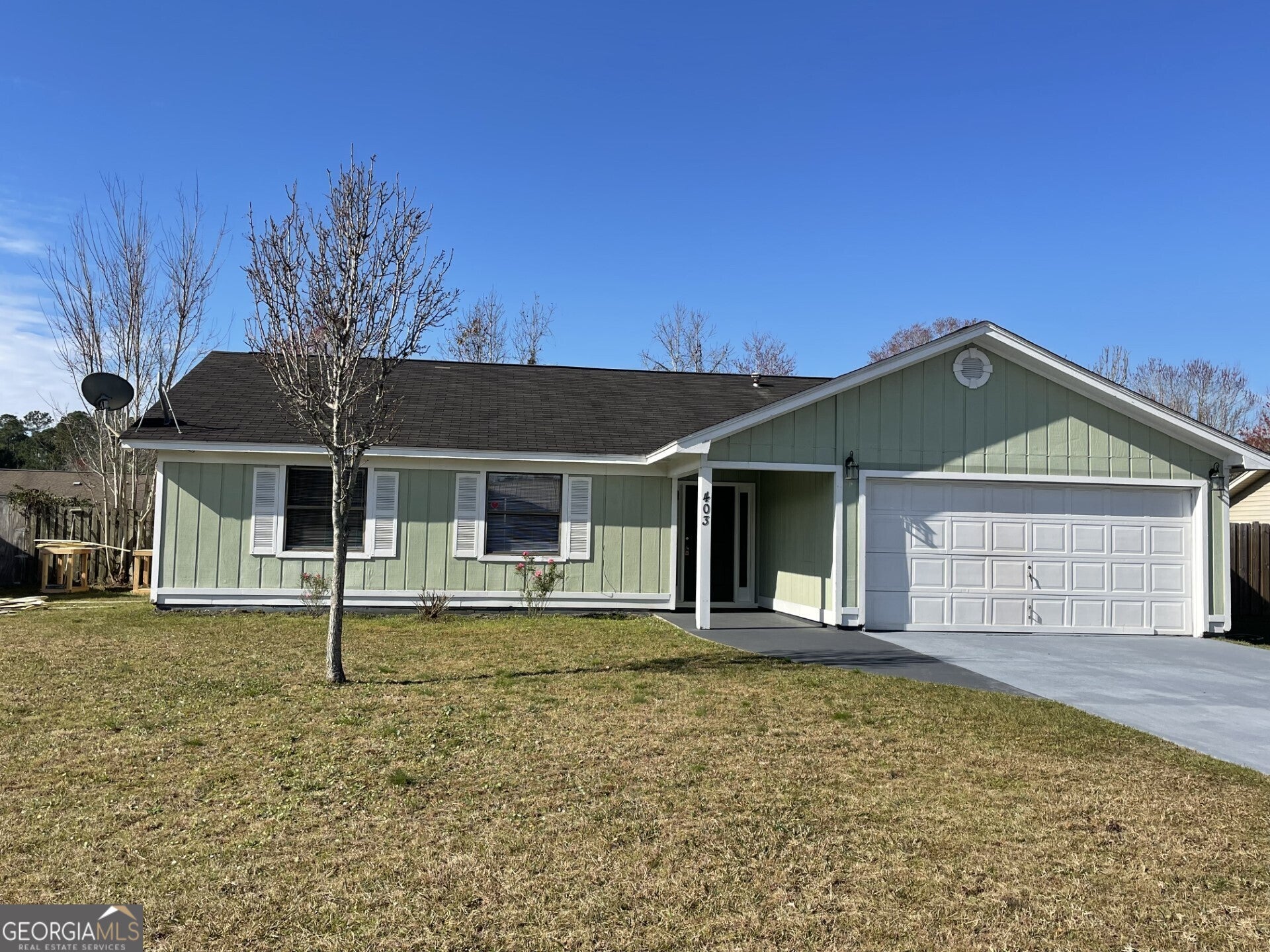 403 Fairfield Ct — photo