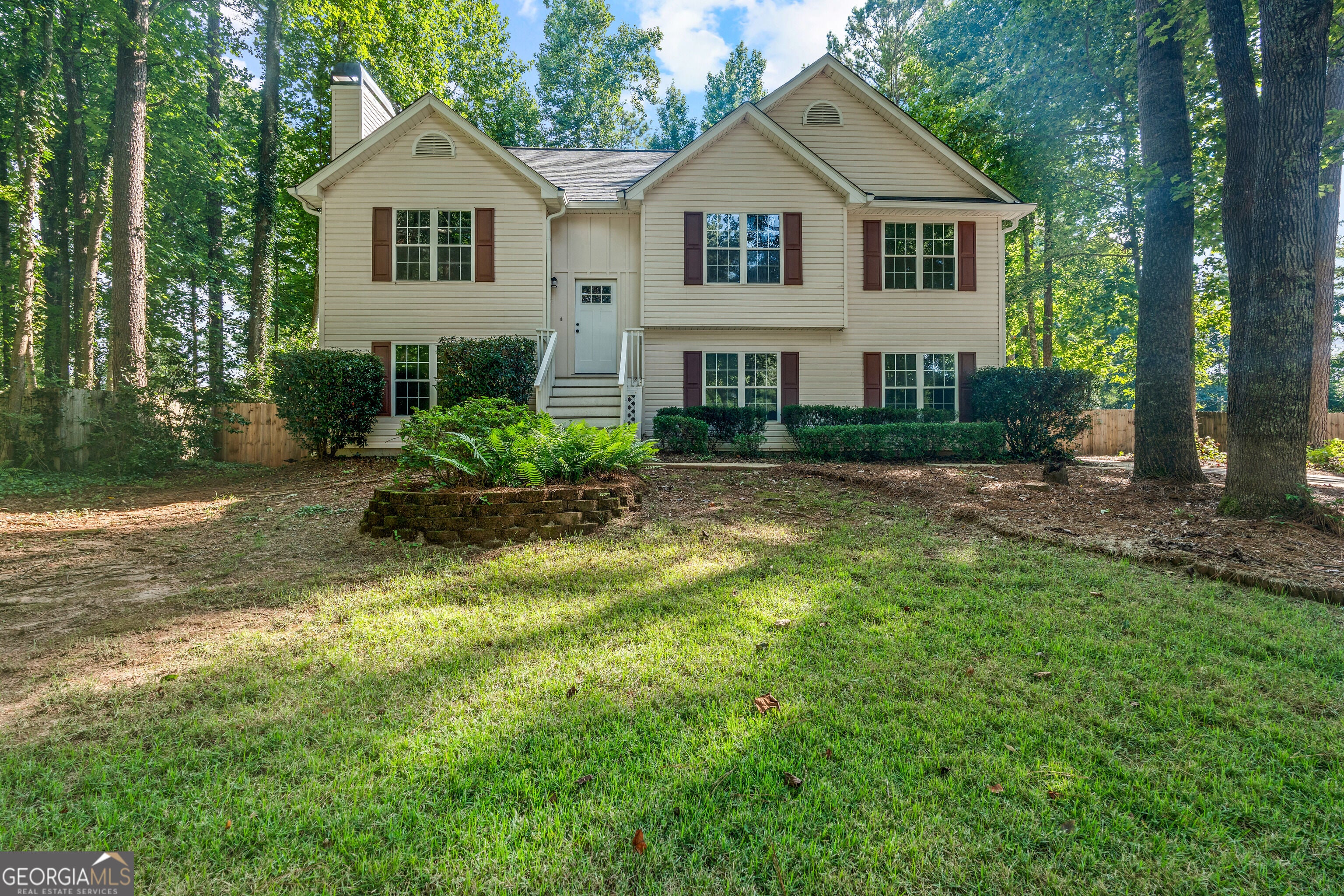 120 Woodstream Dr — photo
