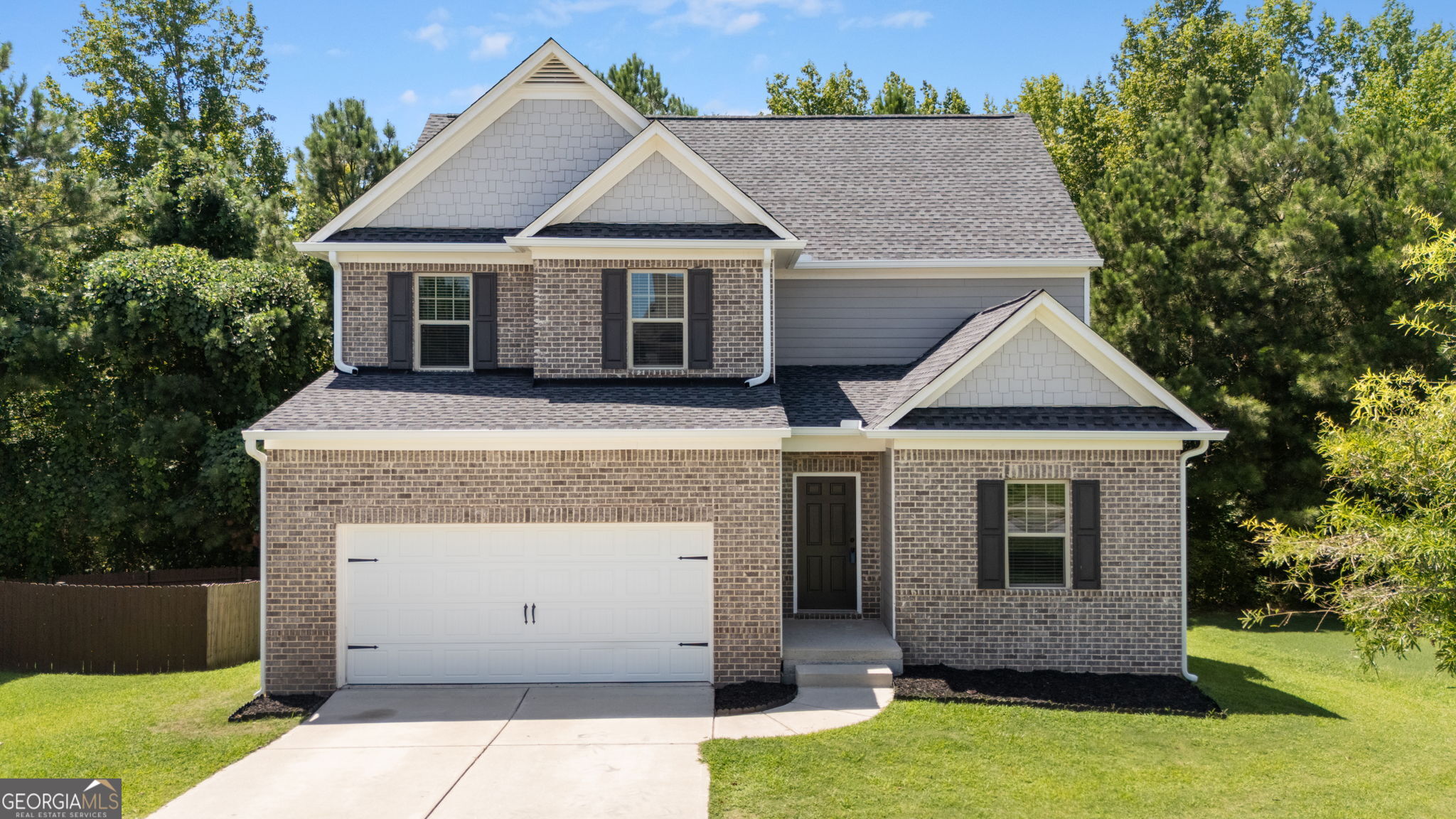 439 Scotland Dr — photo