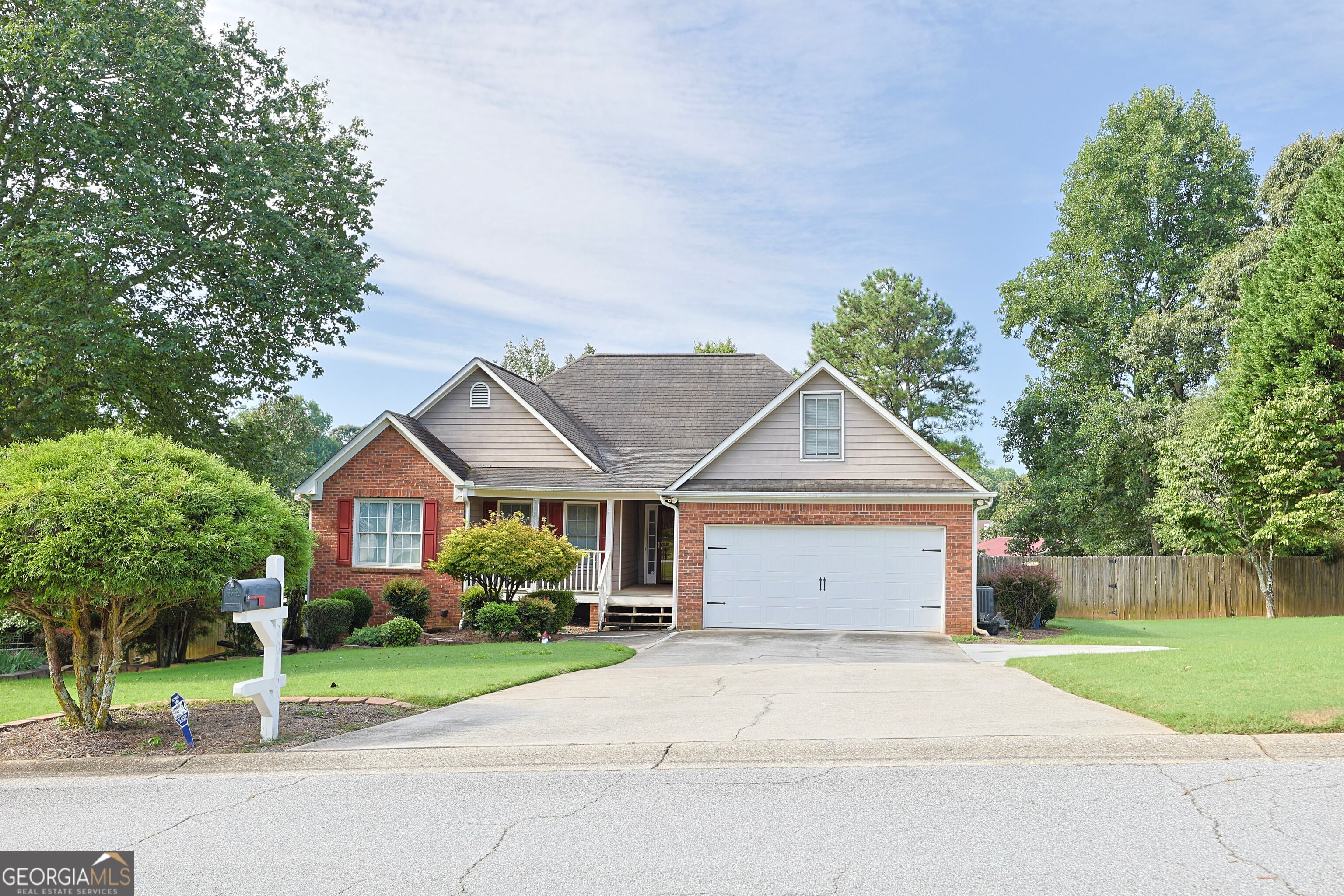 2015 Harfield Ct — photo
