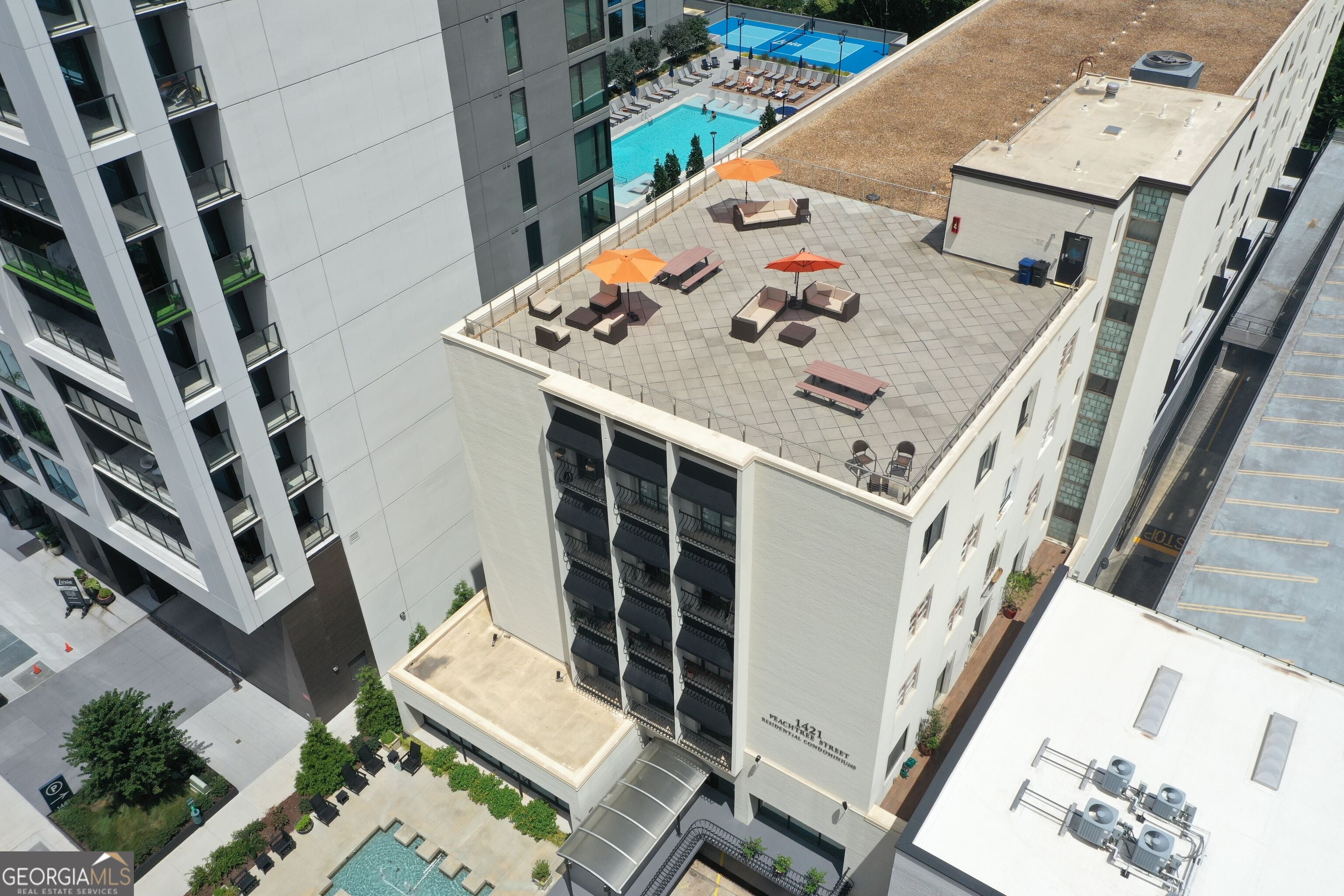1421 Peachtree St NE 304 — photo