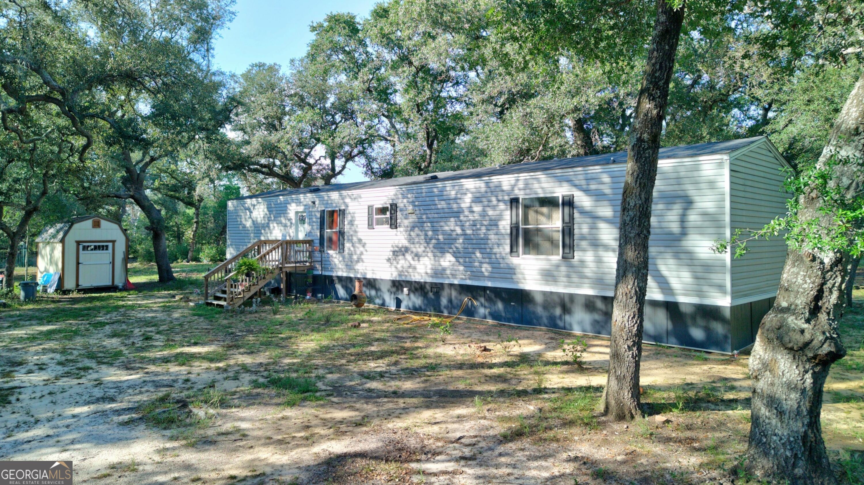 197 Blossom Ln — photo