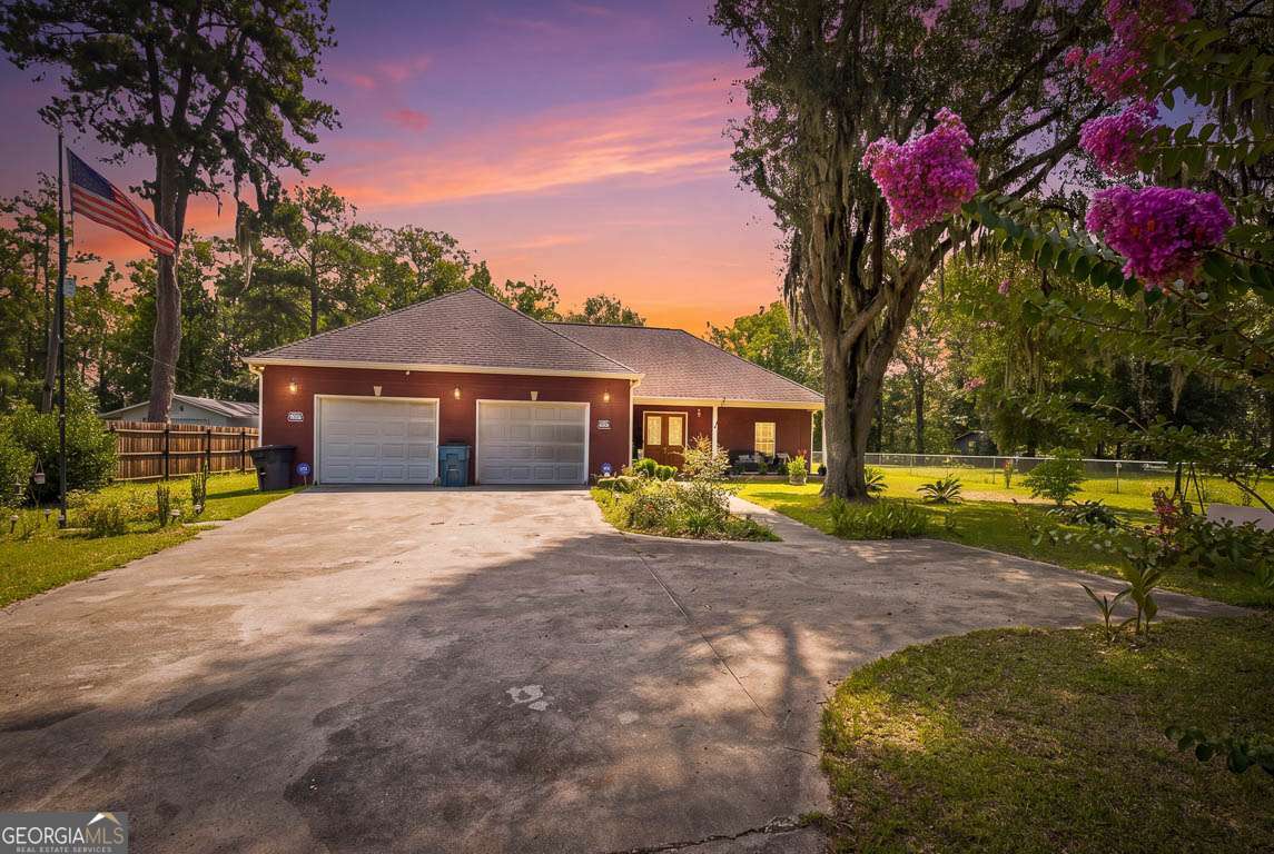 714 Altamaha Road, Jesup, GA 31545 — photo 2
