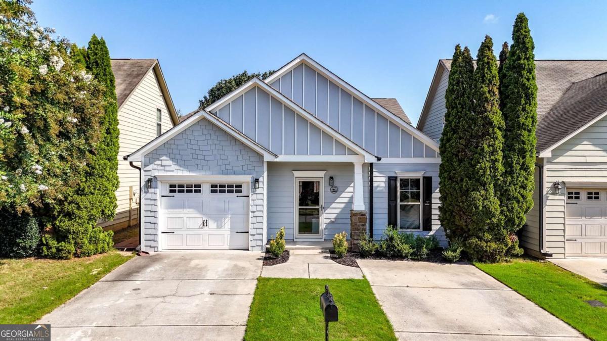 32 Samuel Way NW — photo