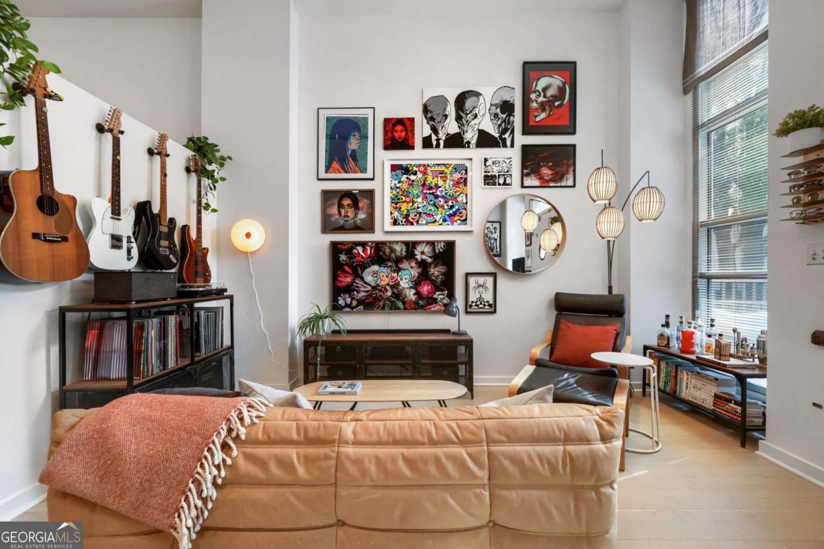 860 Peachtree St NE 105 — photo