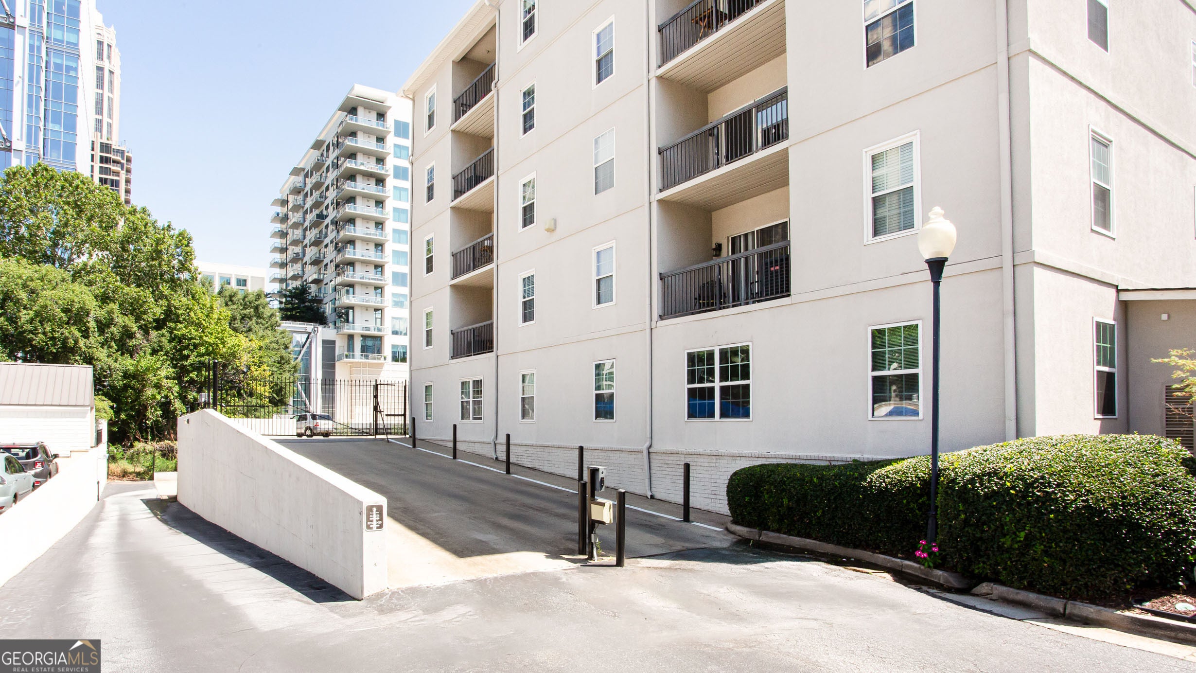 1075 Peachtree Walk NE a312 — photo