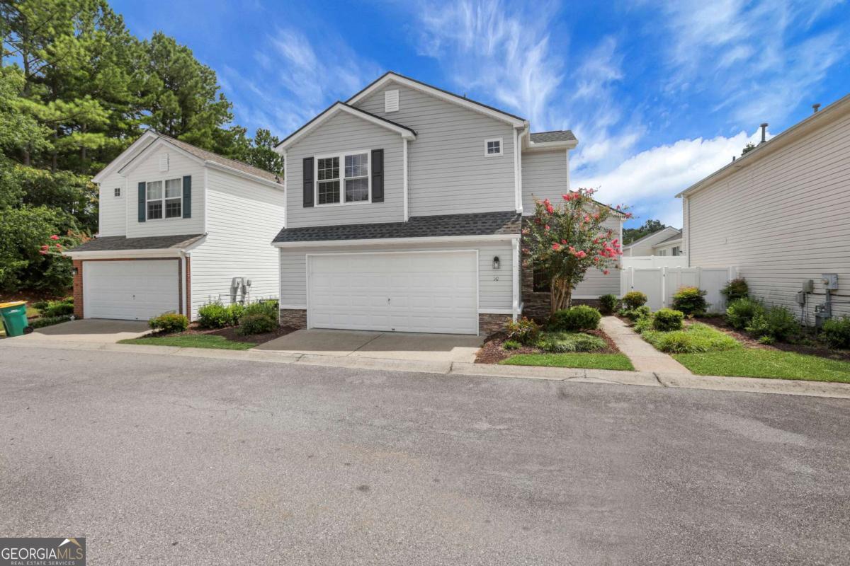 141 W Oaks Pl — photo