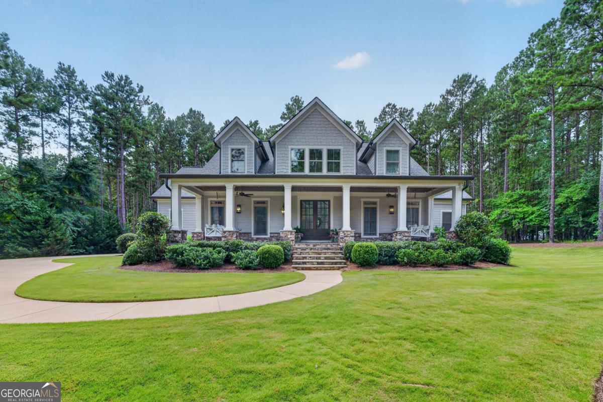 1031 Montgomery Dr — photo
