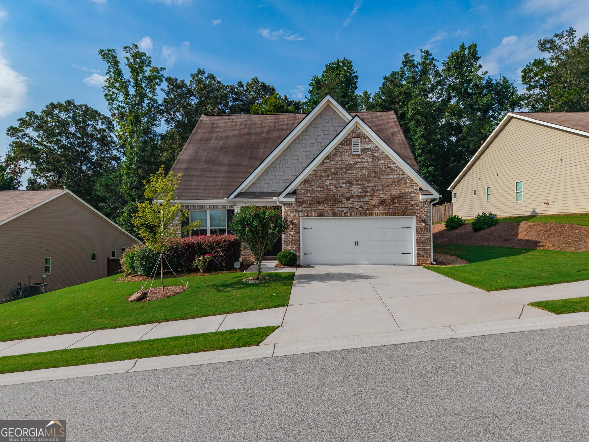 121 Rolling Hills Pl — photo