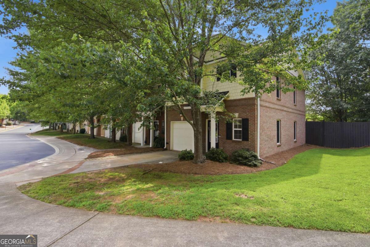 3065 Windcrest Ct — photo