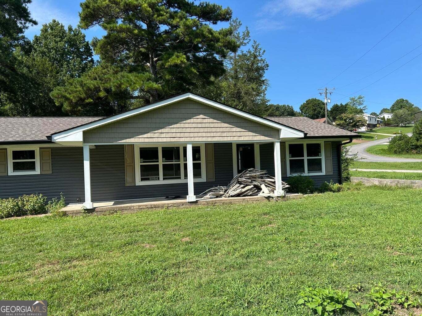 1610 Johnson Rd — photo