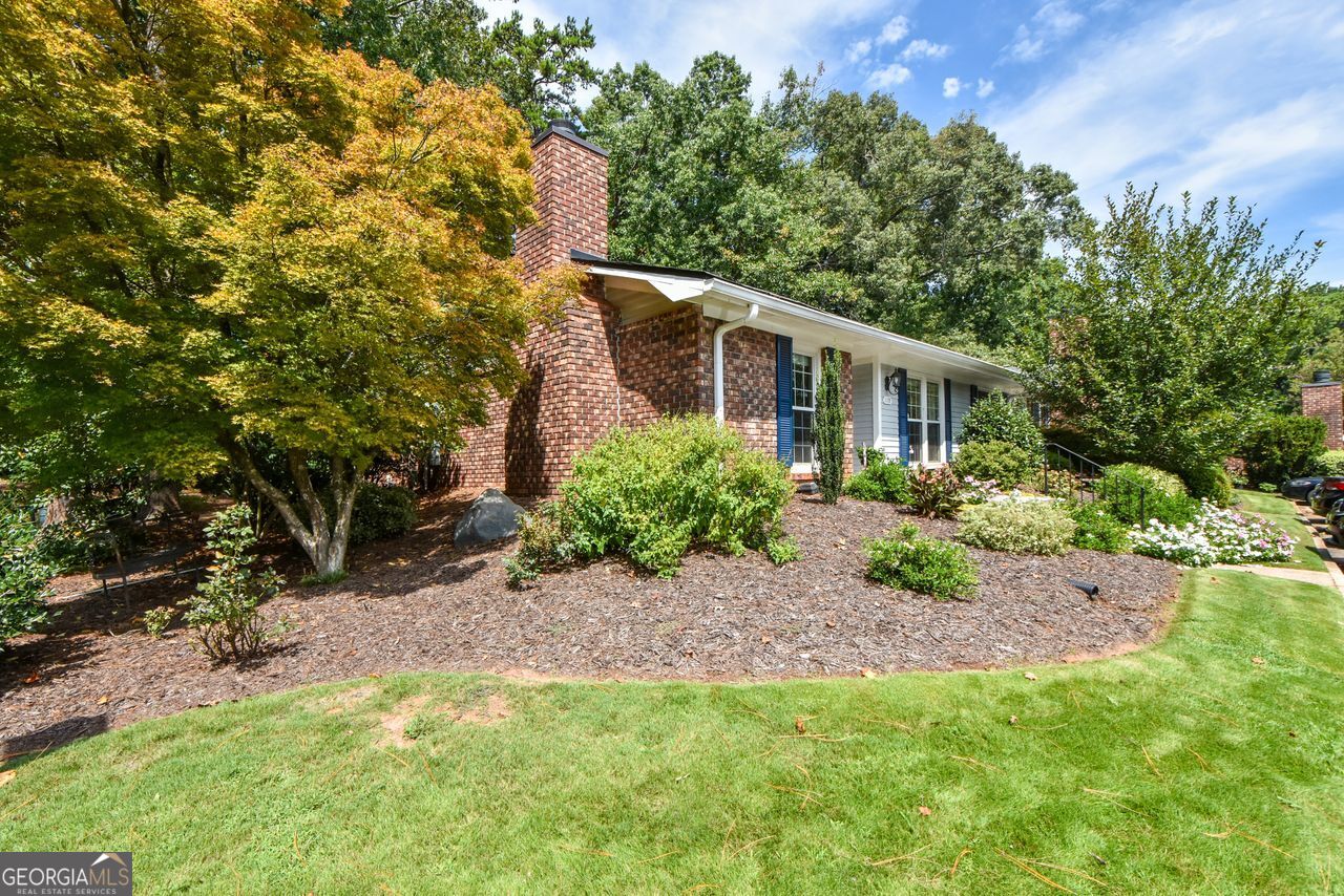 1119 Moorestown Cir — photo