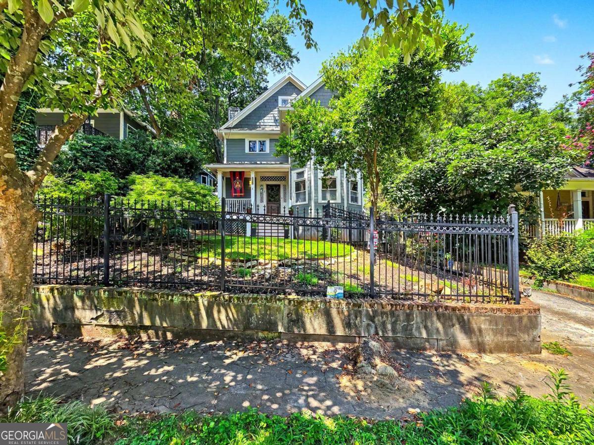 324 Brooks Ave NE — photo