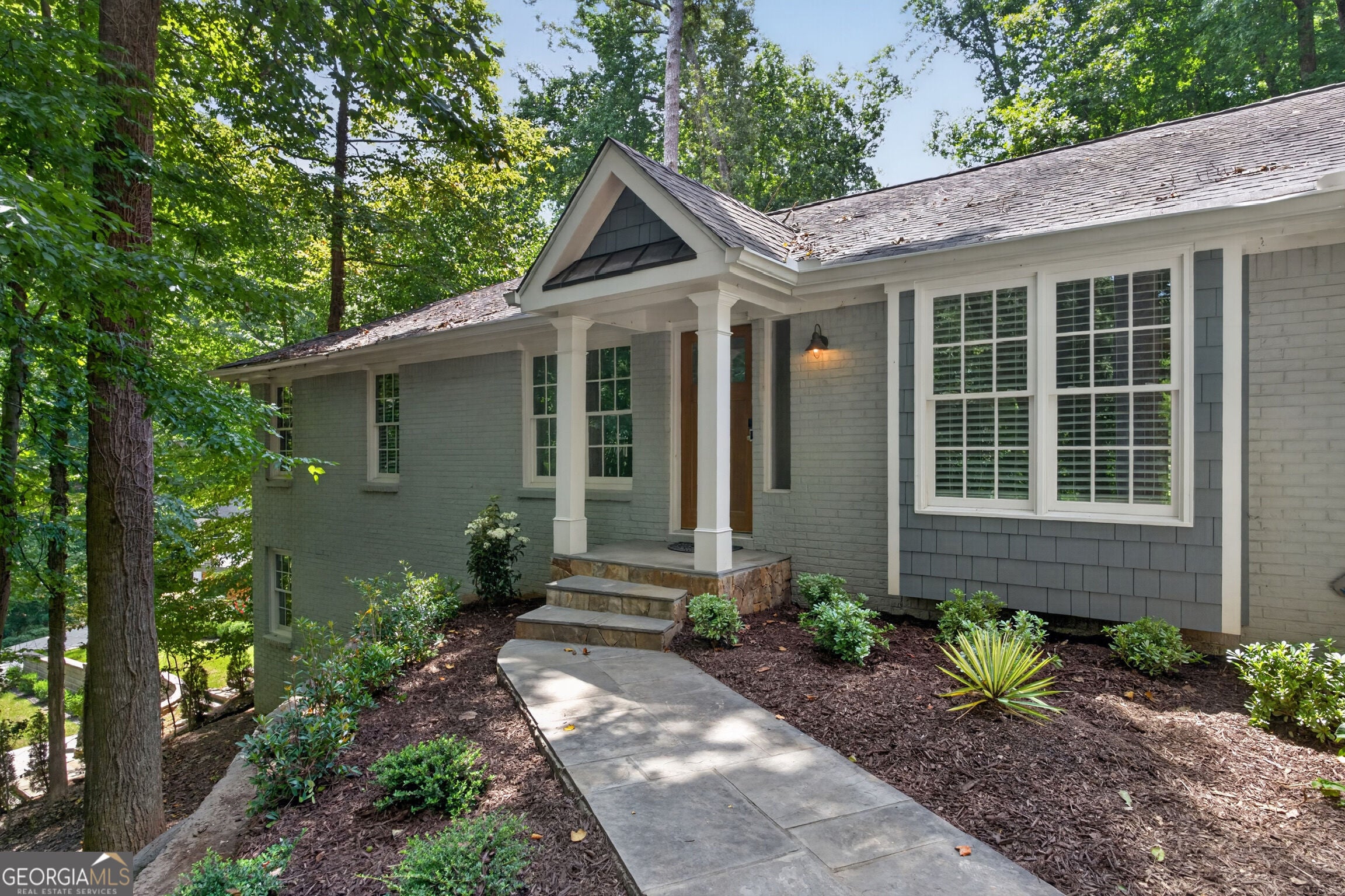 415 Forest Hills Dr — photo