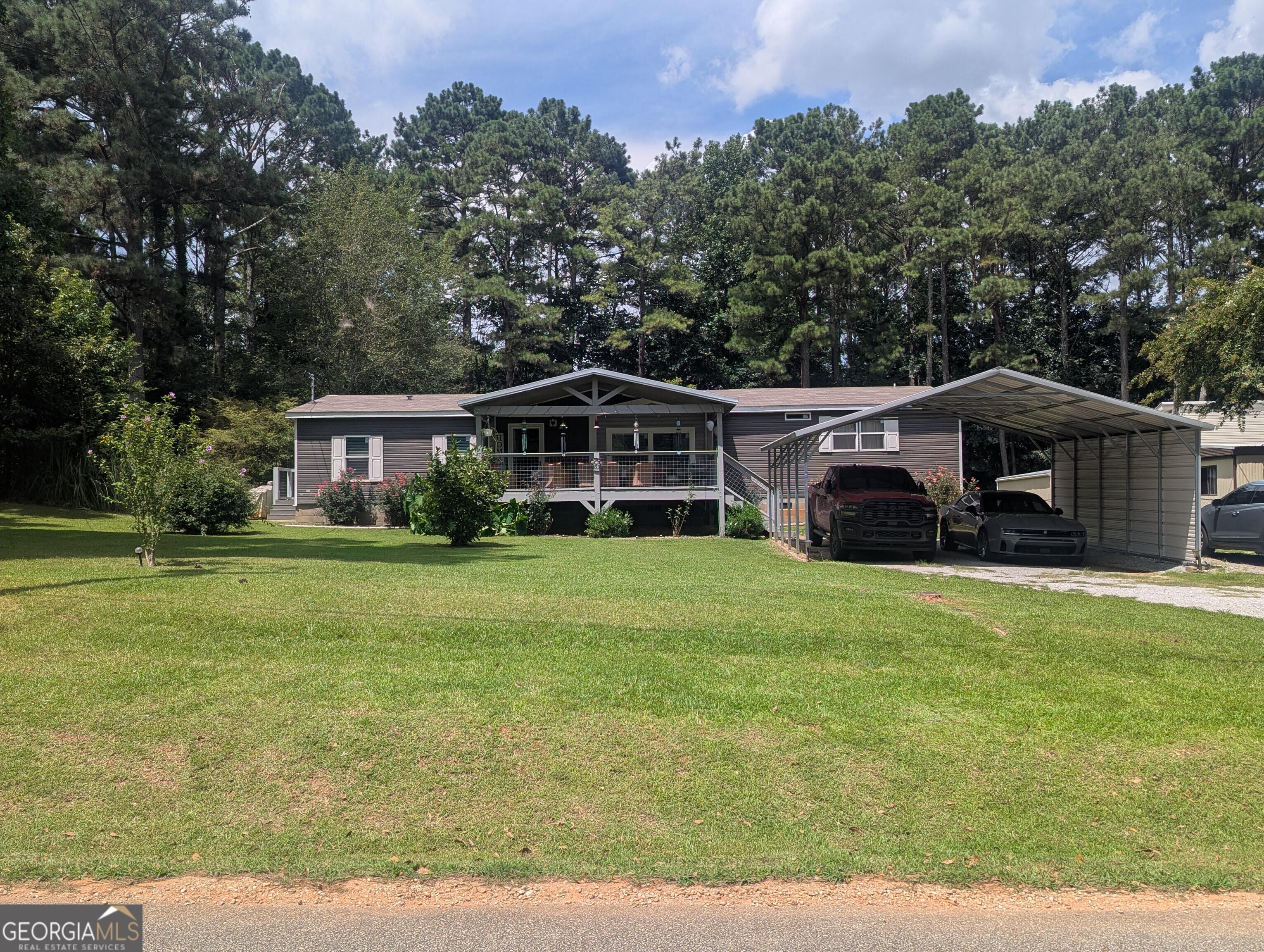 130 Kathy Lane — photo