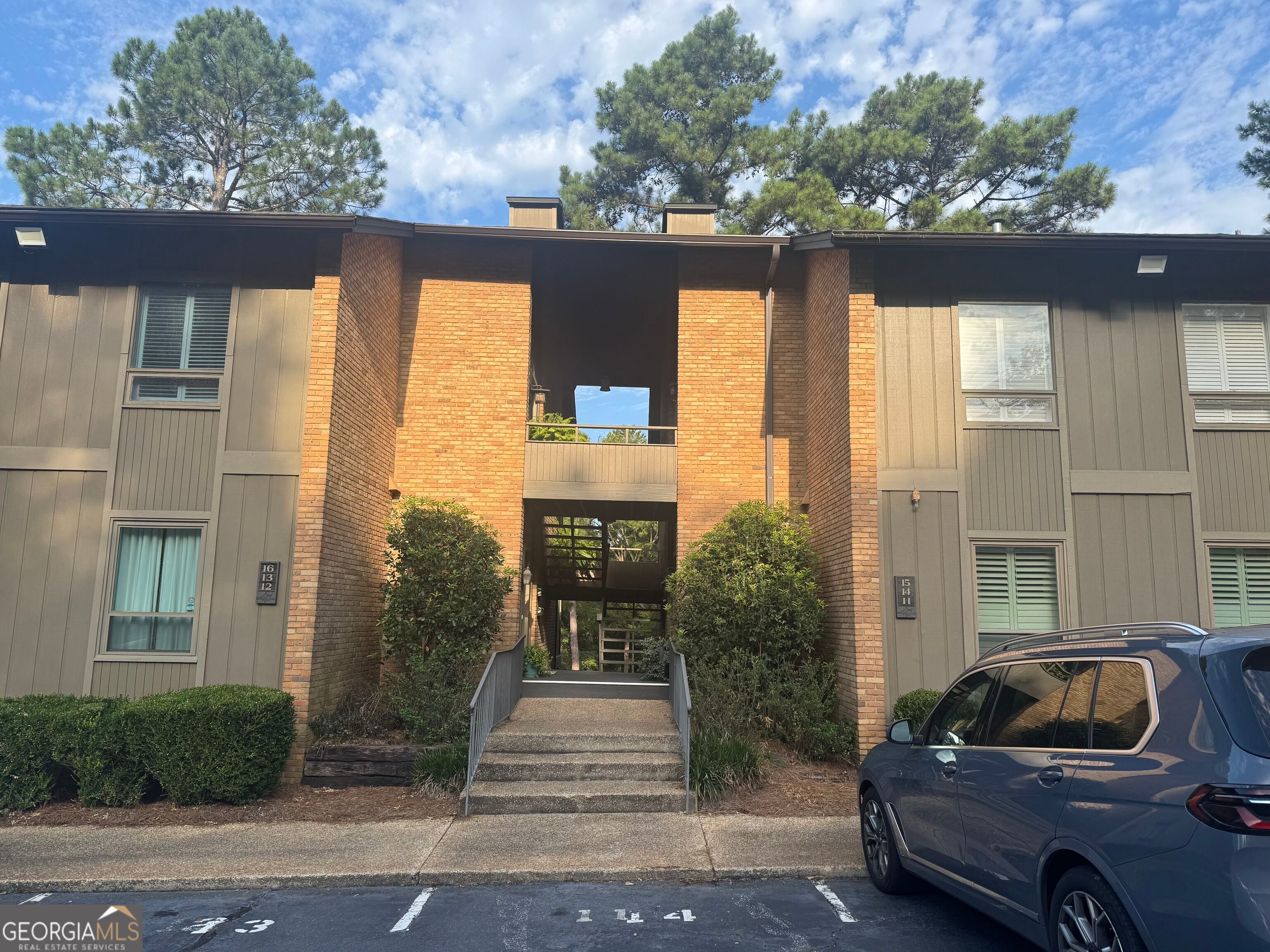 6500 Standing Boy Rd Unit #11 — photo
