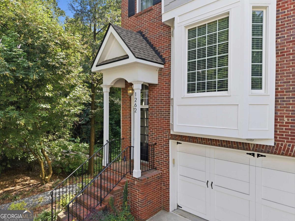 1262 Brickton Dr NW — photo